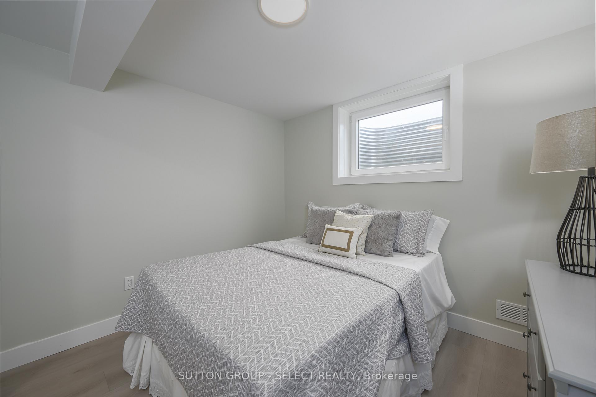 Photo 22 of 132 Crestview Drive, Middlesex Centre, Rural Middlesex Centre — HOMEH