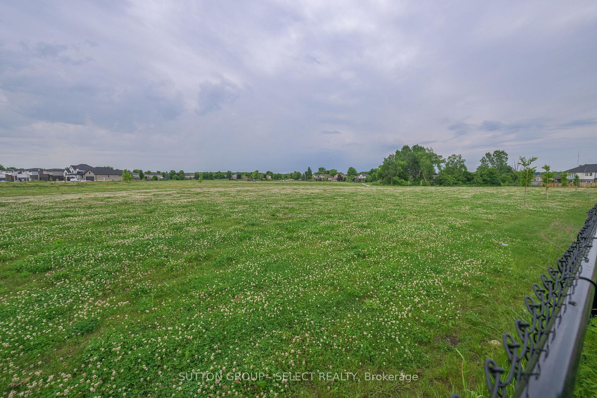 Photo 30 of 132 Crestview Drive, Middlesex Centre, Rural Middlesex Centre — HOMEH