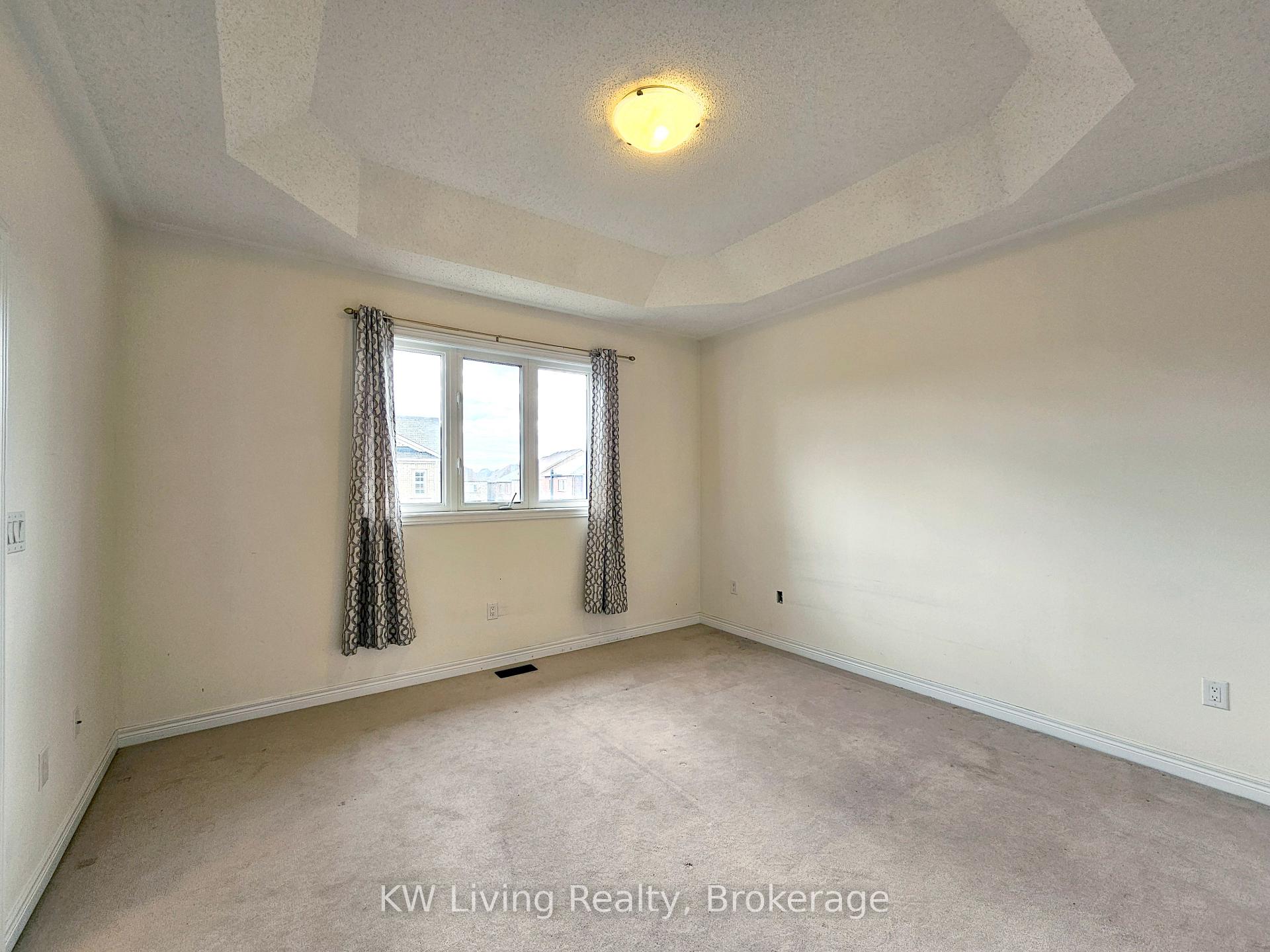 Photo 16 of 160 William Berczy Boulevard, Markham, Berczy — HOMEH