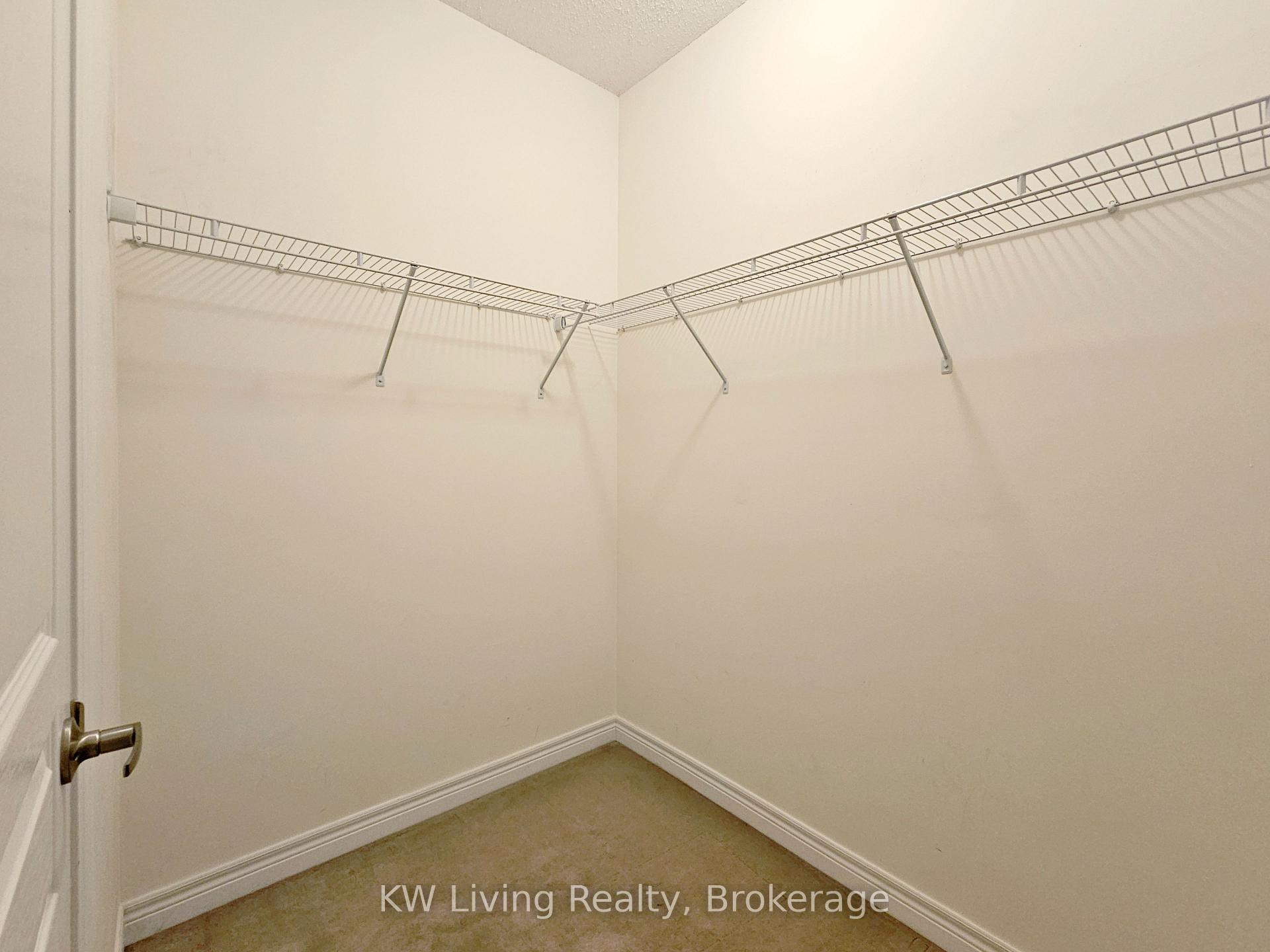 Photo 20 of 160 William Berczy Boulevard, Markham, Berczy — HOMEH