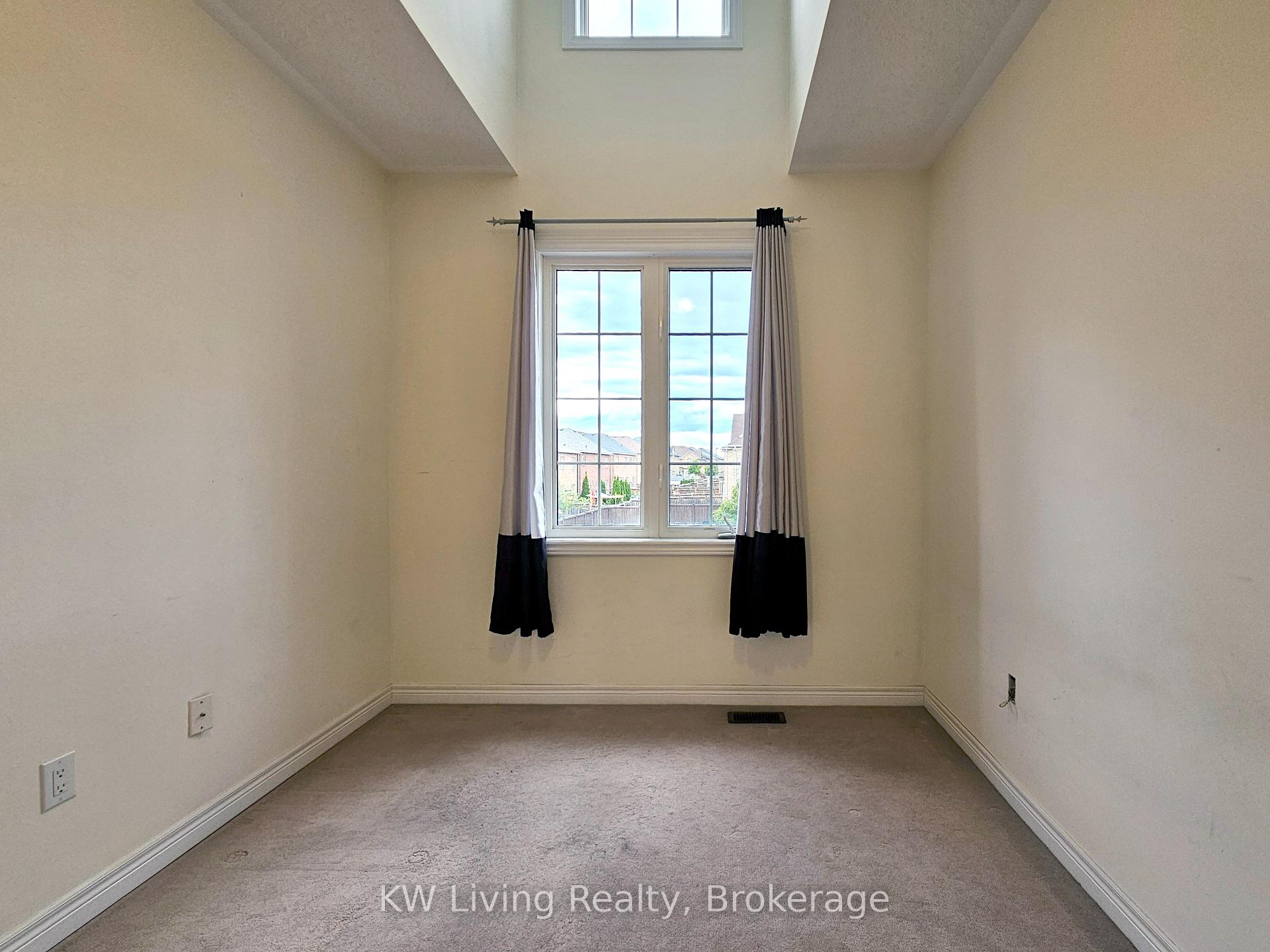 Photo 28 of 160 William Berczy Boulevard, Markham, Berczy — HOMEH