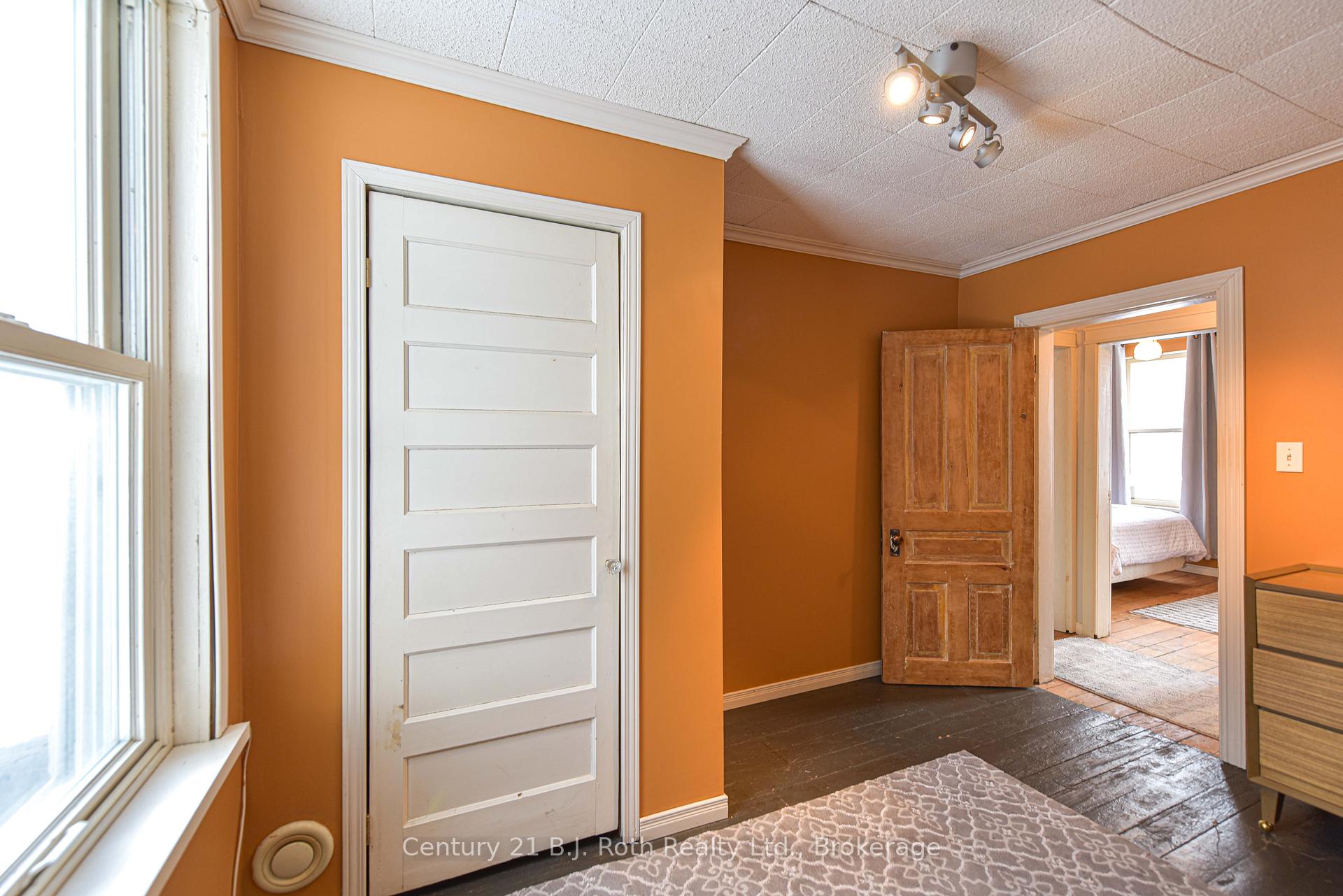 Photo 27 of 694 Quebec Street, Midland — HOMEH