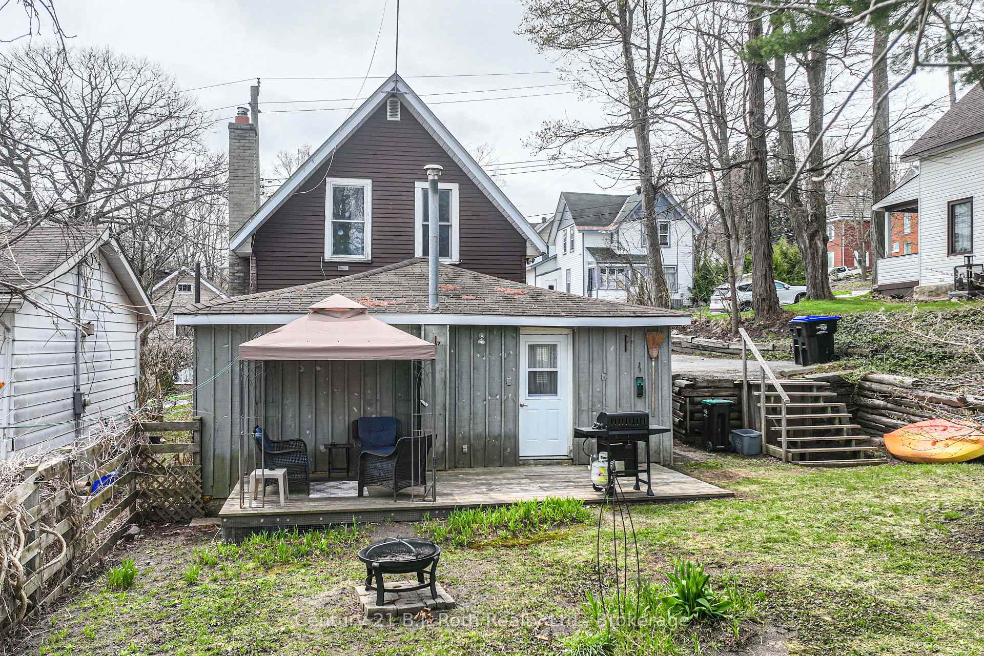 Photo 29 of 694 Quebec Street, Midland — HOMEH