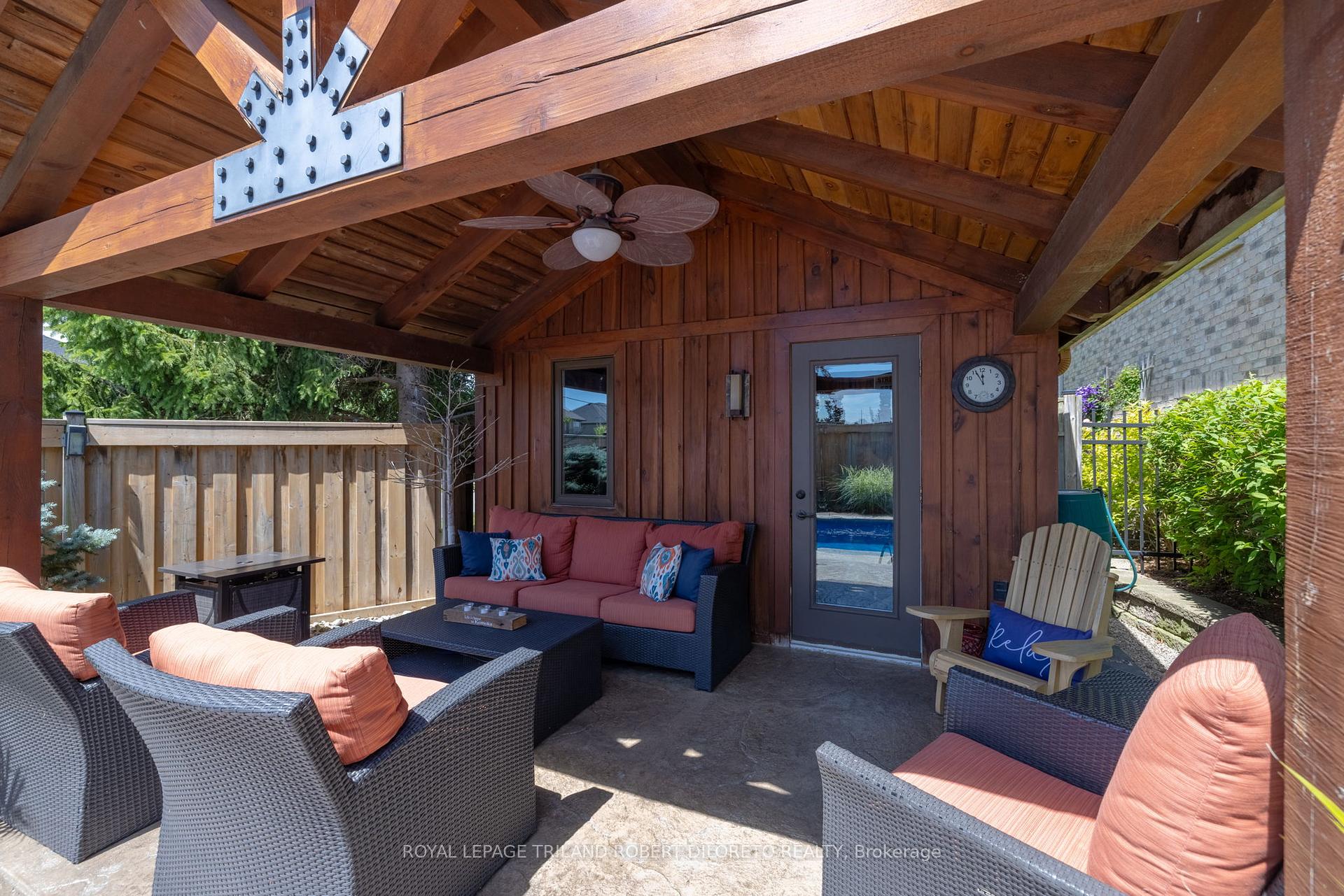 Photo 8 of 10047 Oxbow Drive, Middlesex Centre, Komoka — HOMEH
