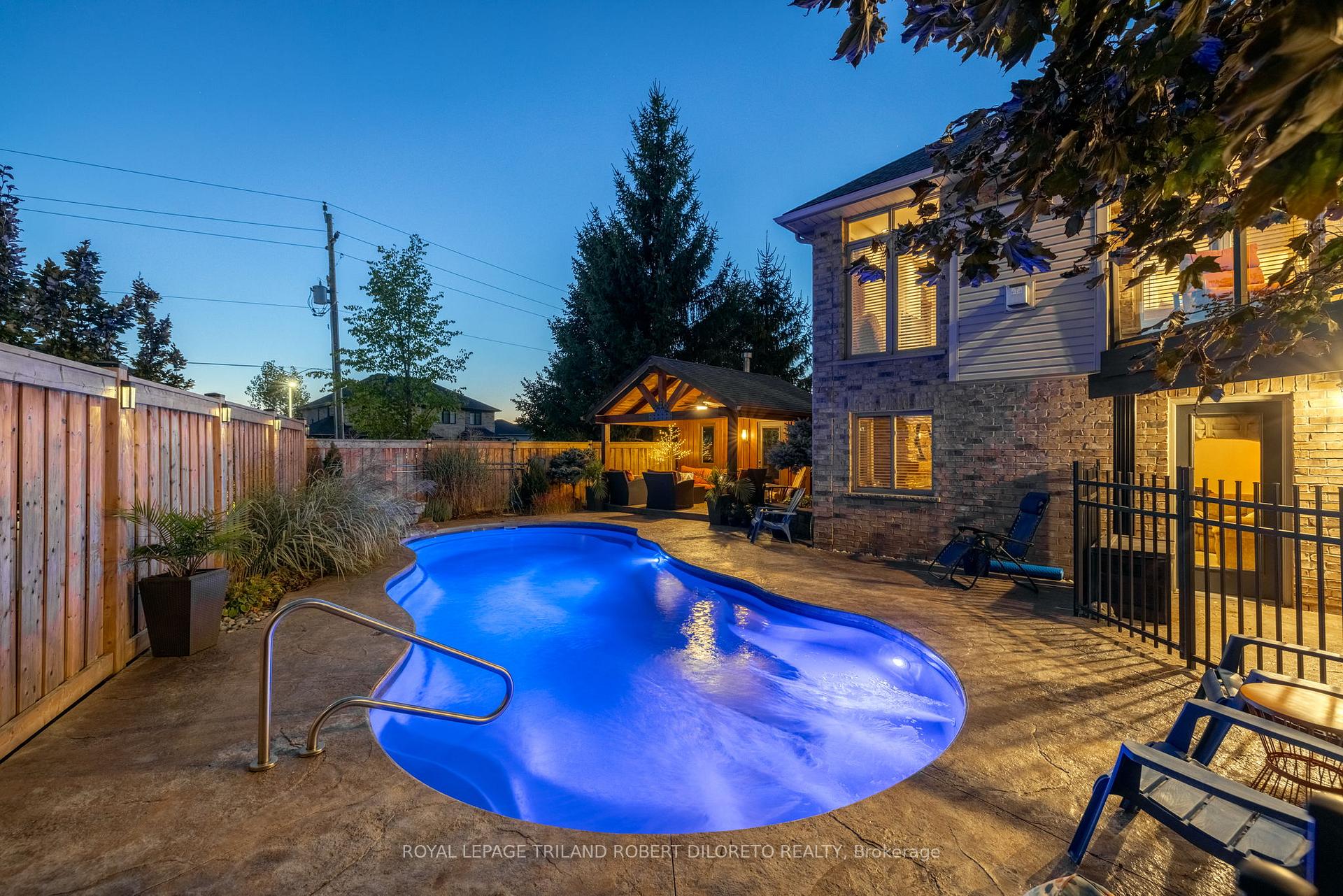 Photo 12 of 10047 Oxbow Drive, Middlesex Centre, Komoka — HOMEH