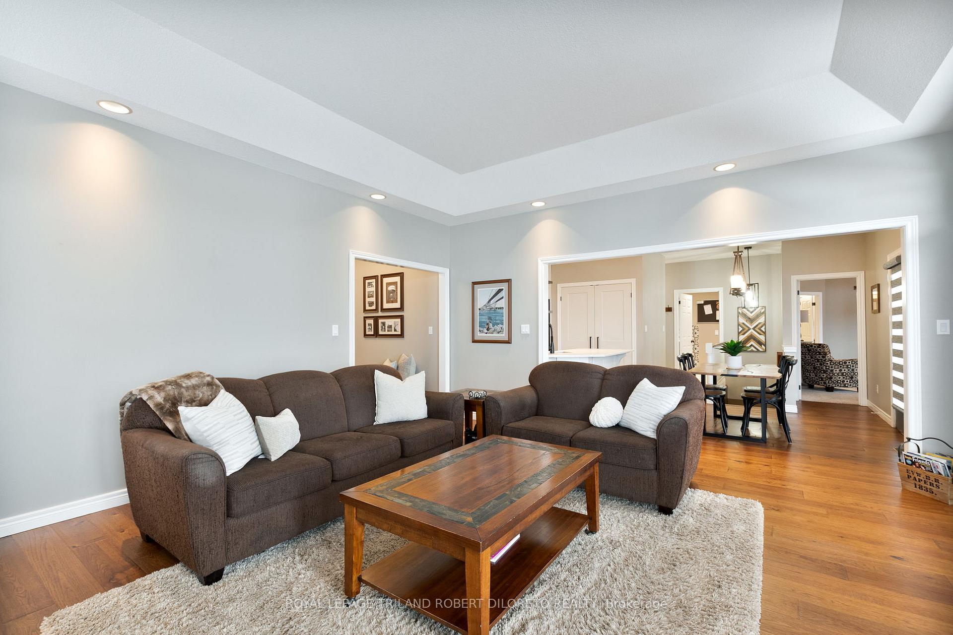 Photo 21 of 10047 Oxbow Drive, Middlesex Centre, Komoka — HOMEH