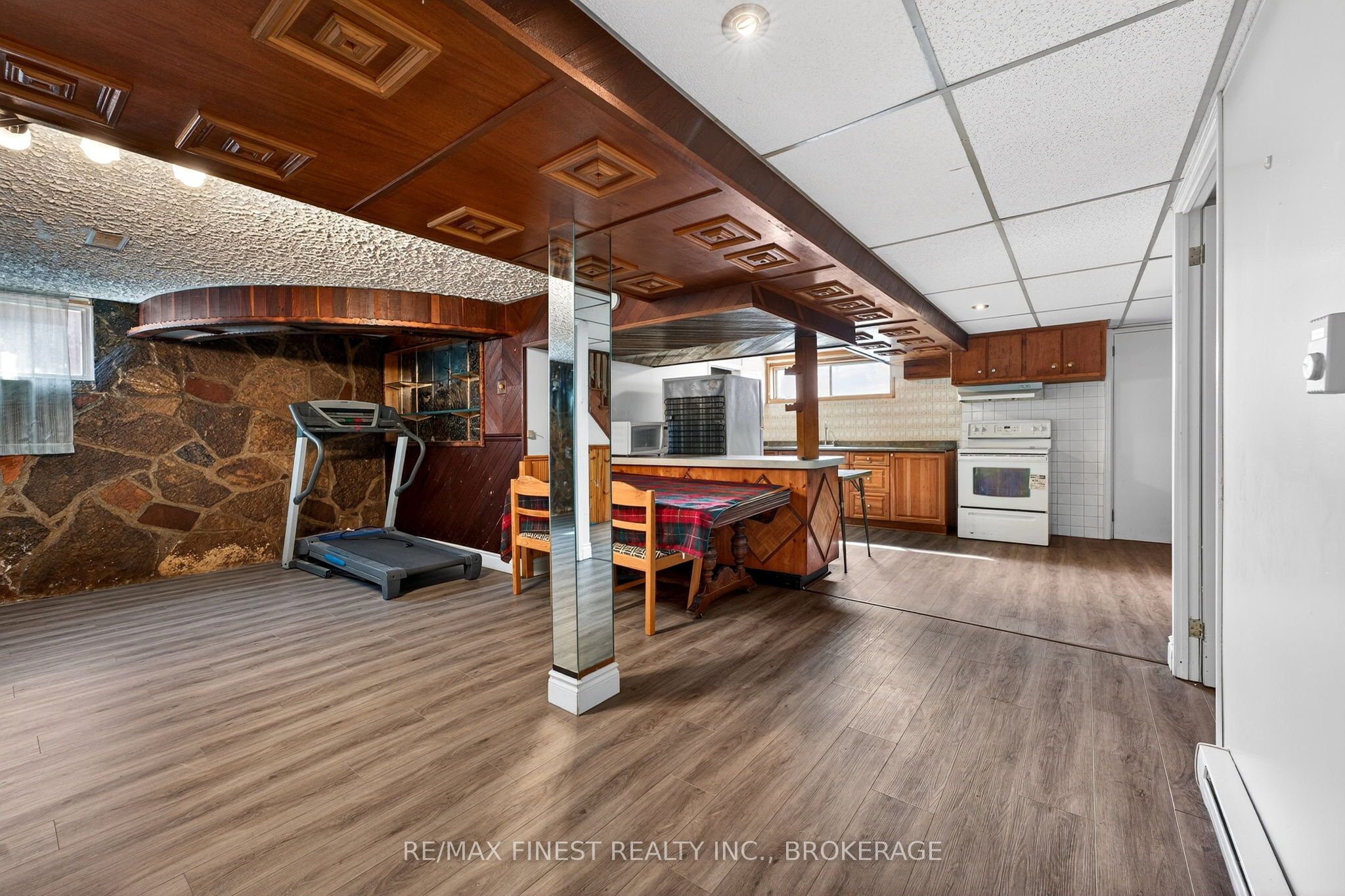 Photo 17 of 67 Morenz Crescent, Kingston, Rideau — HOMEH