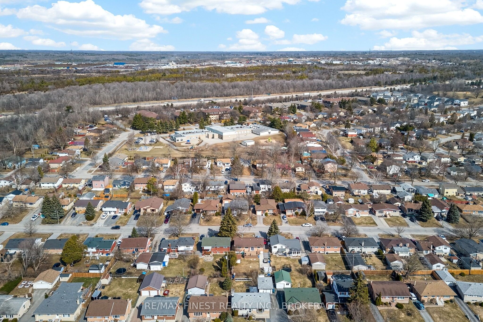 Photo 25 of 67 Morenz Crescent, Kingston, Rideau — HOMEH