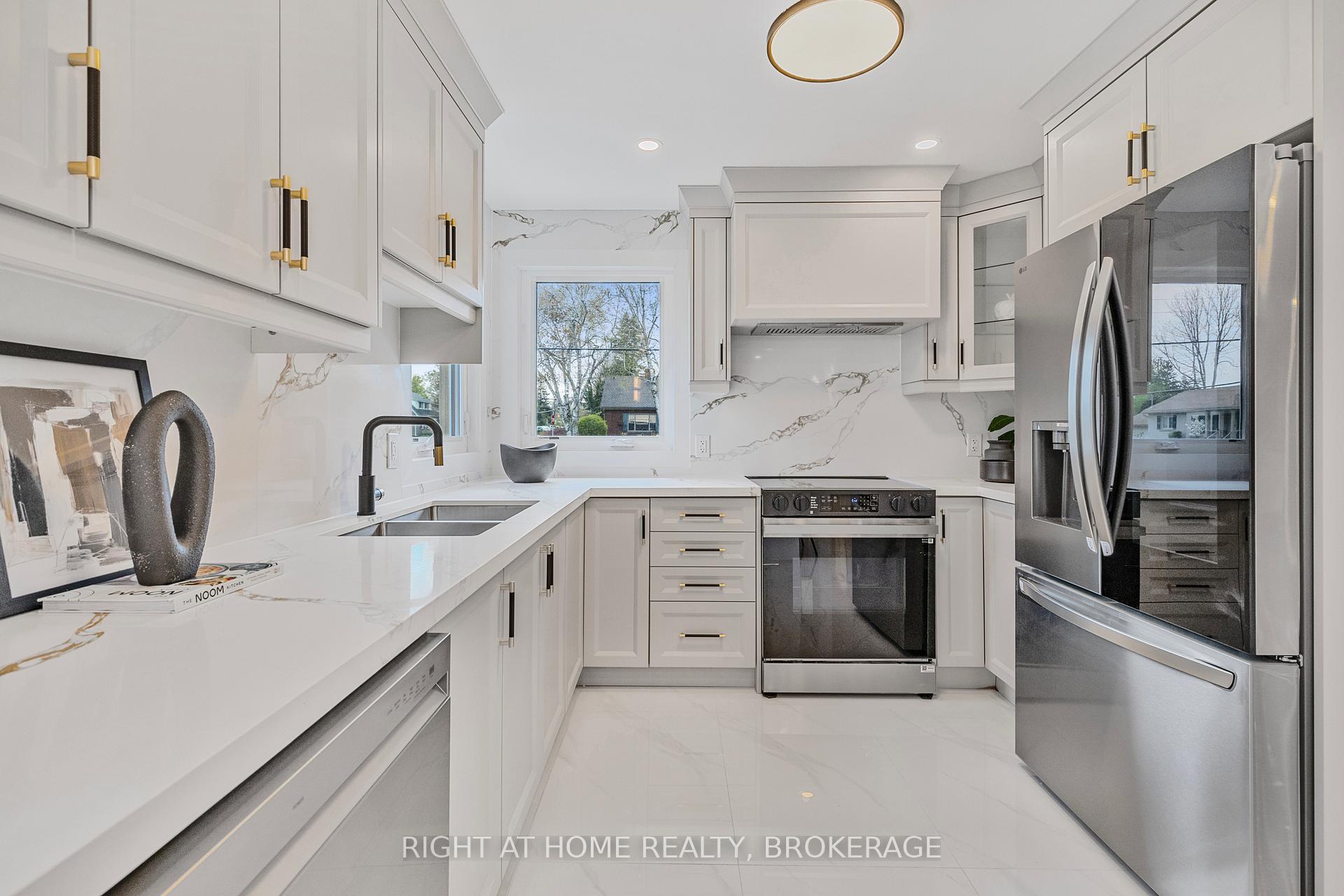 Photo 10 of Unit UPPER, 347 Mapledene Drive, Hamilton, Ancaster — HOMEH
