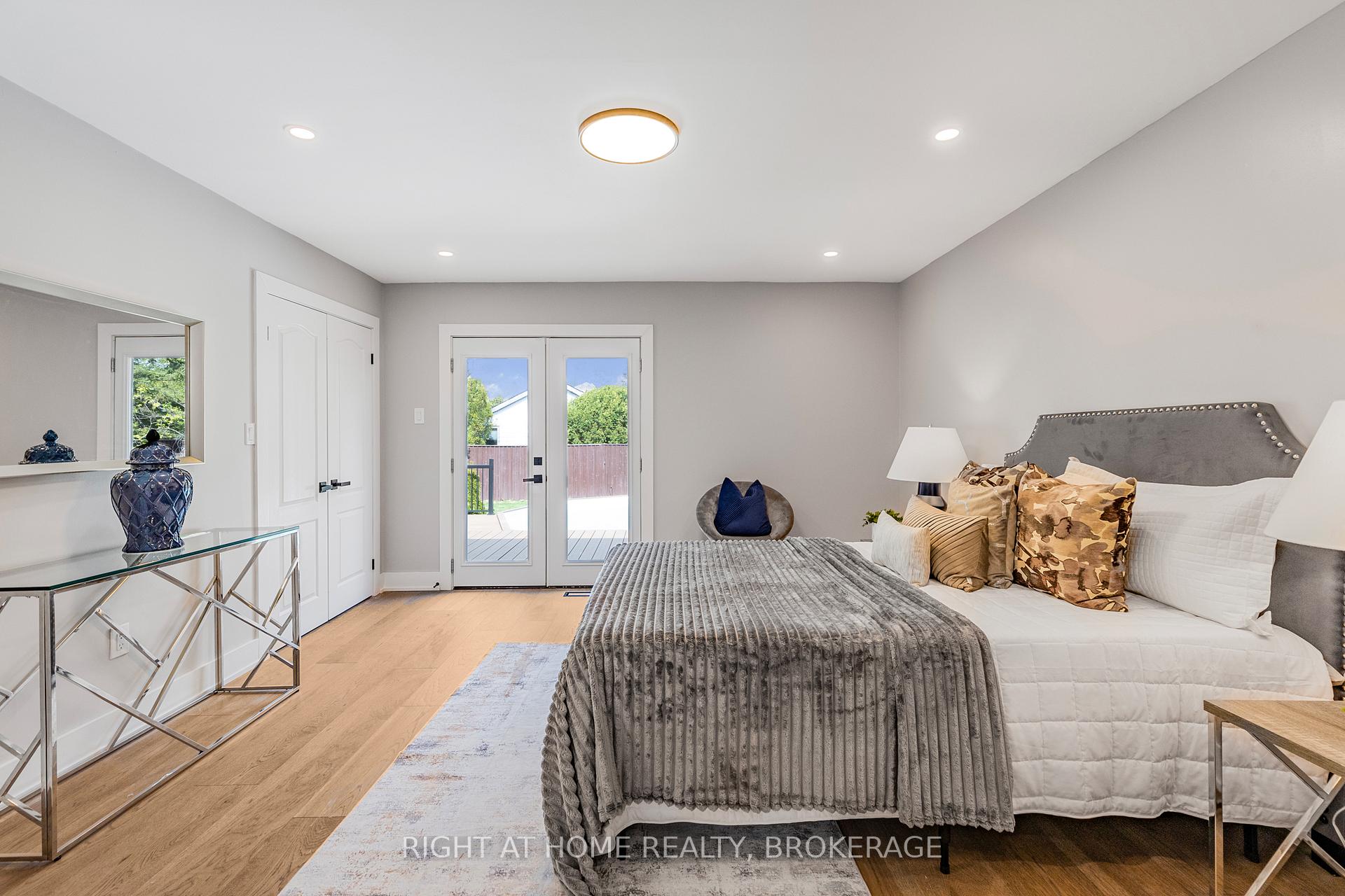 Photo 26 of Unit UPPER, 347 Mapledene Drive, Hamilton, Ancaster — HOMEH