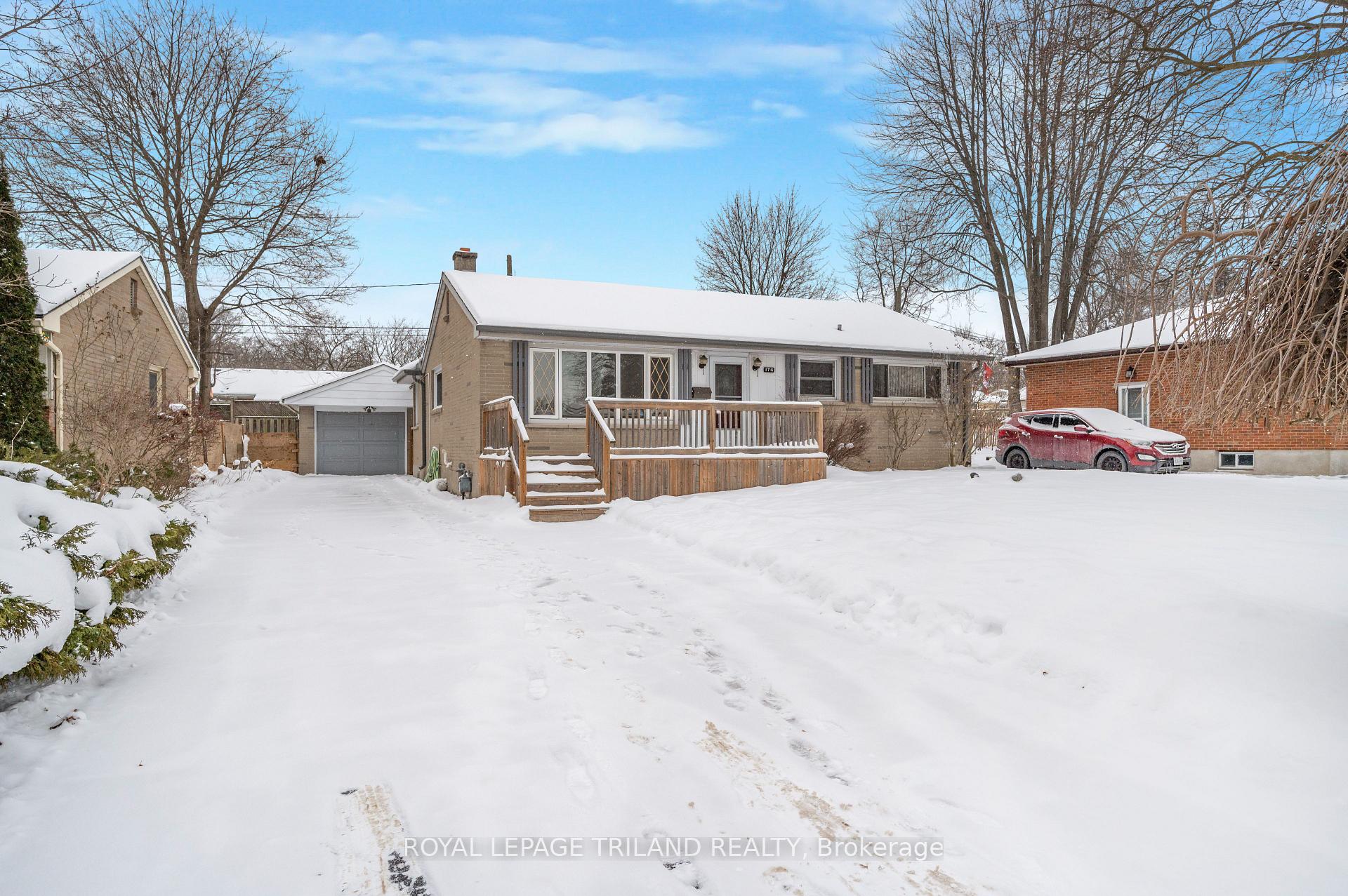 Front of 174 Manitoulin Drive