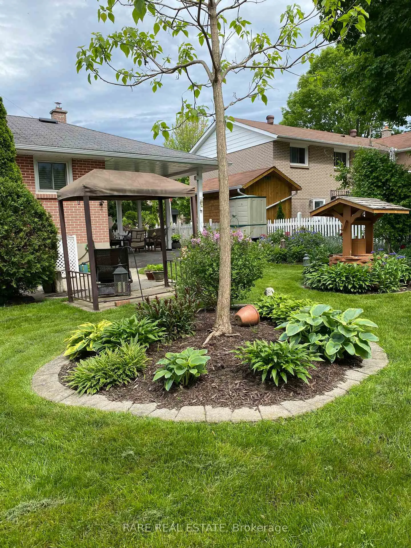Photo 23 of 24 Lay Street, Barrie, Wellington — HOMEH