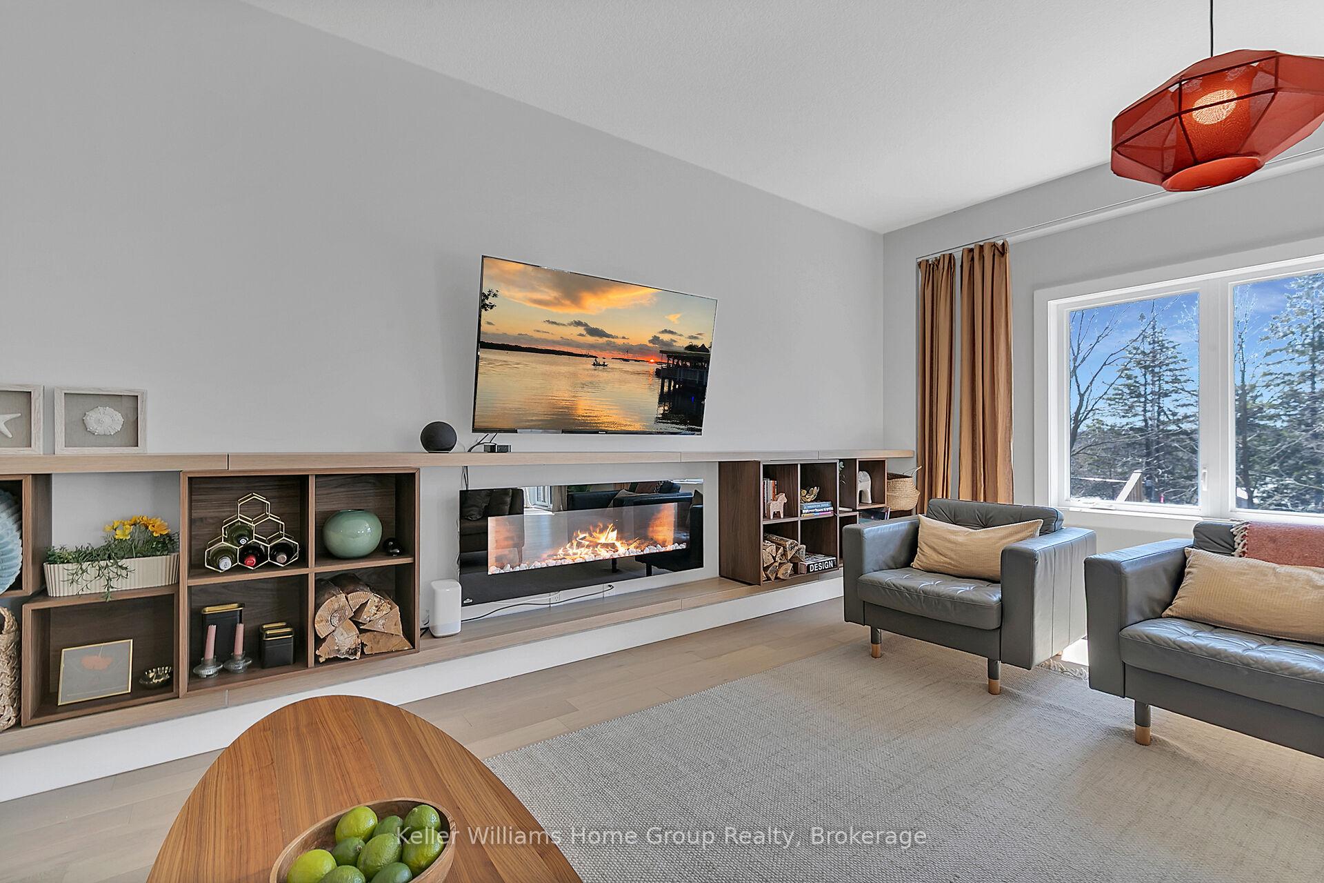 Photo 17 of 585 Doonwoods Crescent, Kitchener — HOMEH