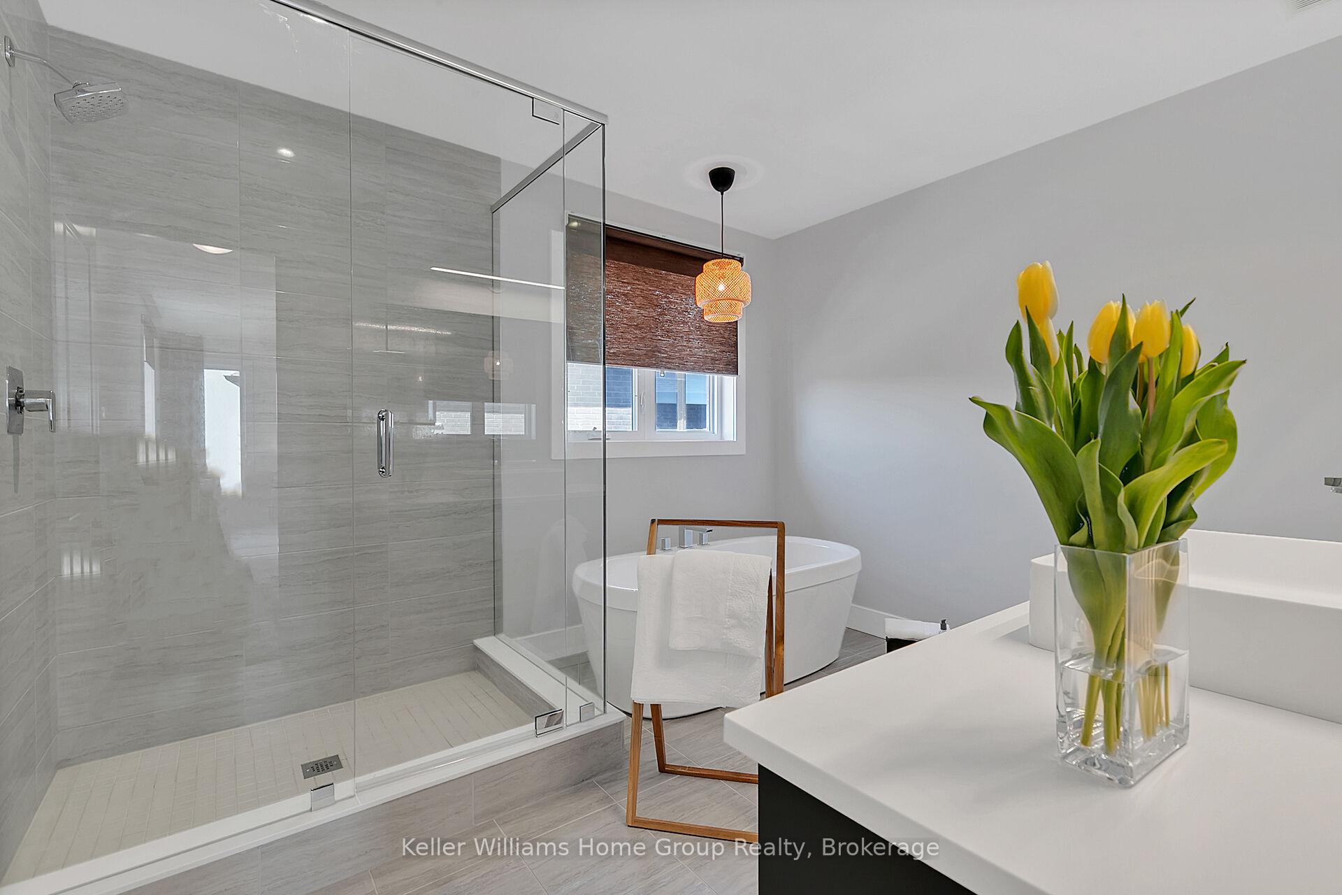 Photo 27 of 585 Doonwoods Crescent, Kitchener — HOMEH