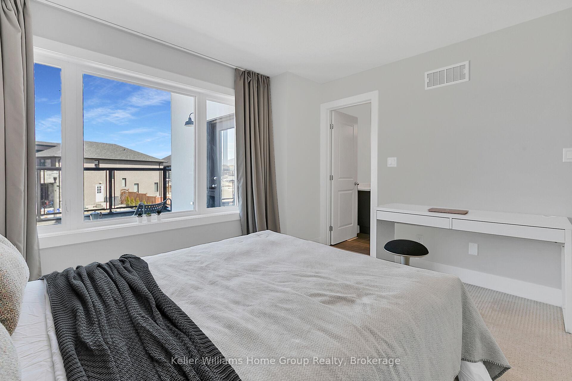 Photo 31 of 585 Doonwoods Crescent, Kitchener — HOMEH