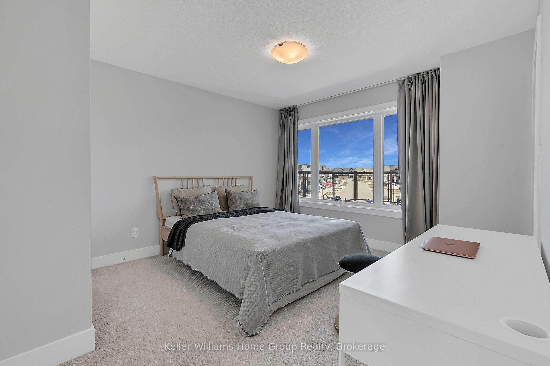 Photo 32 of 585 Doonwoods Crescent, Kitchener — HOMEH