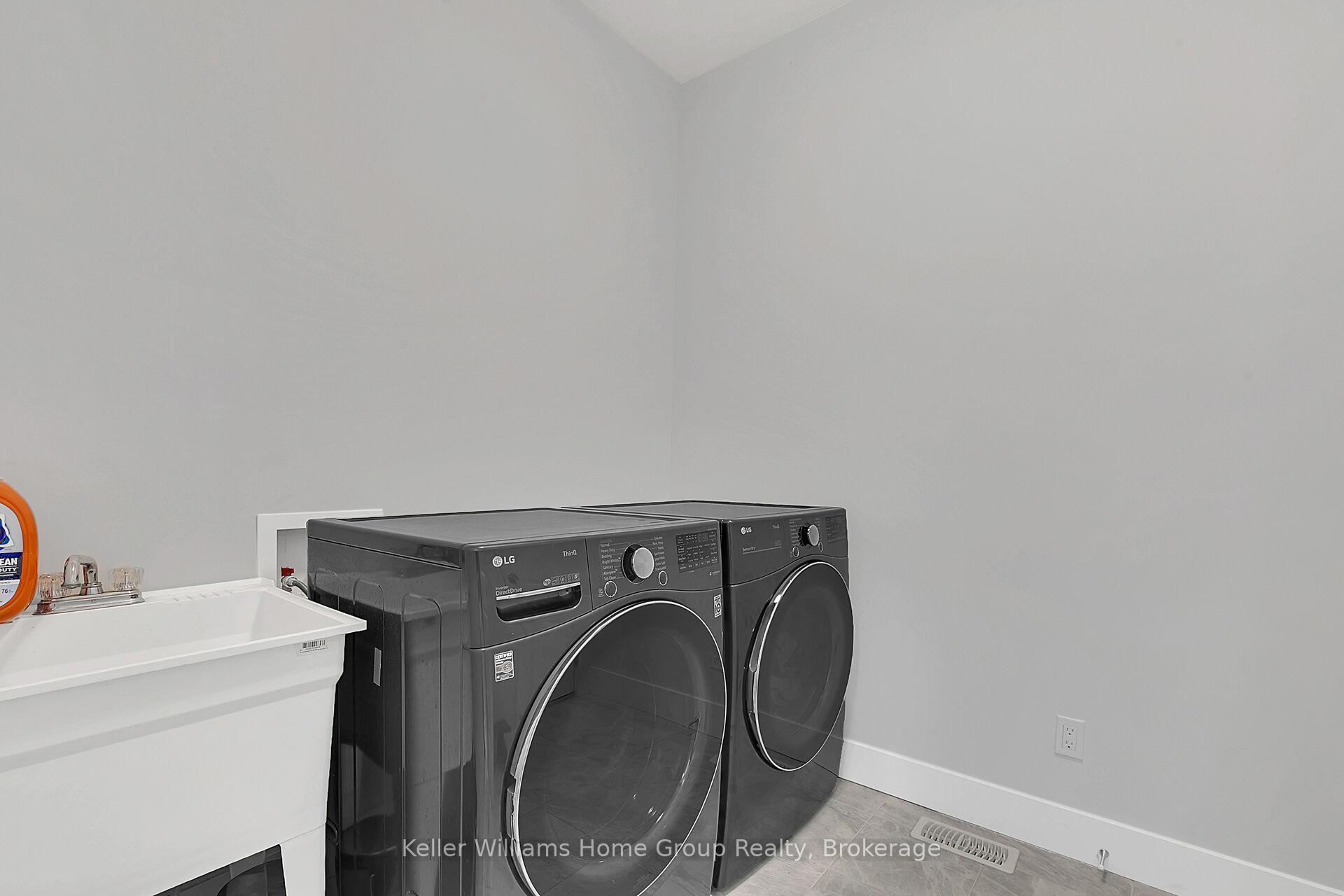 Photo 39 of 585 Doonwoods Crescent, Kitchener — HOMEH