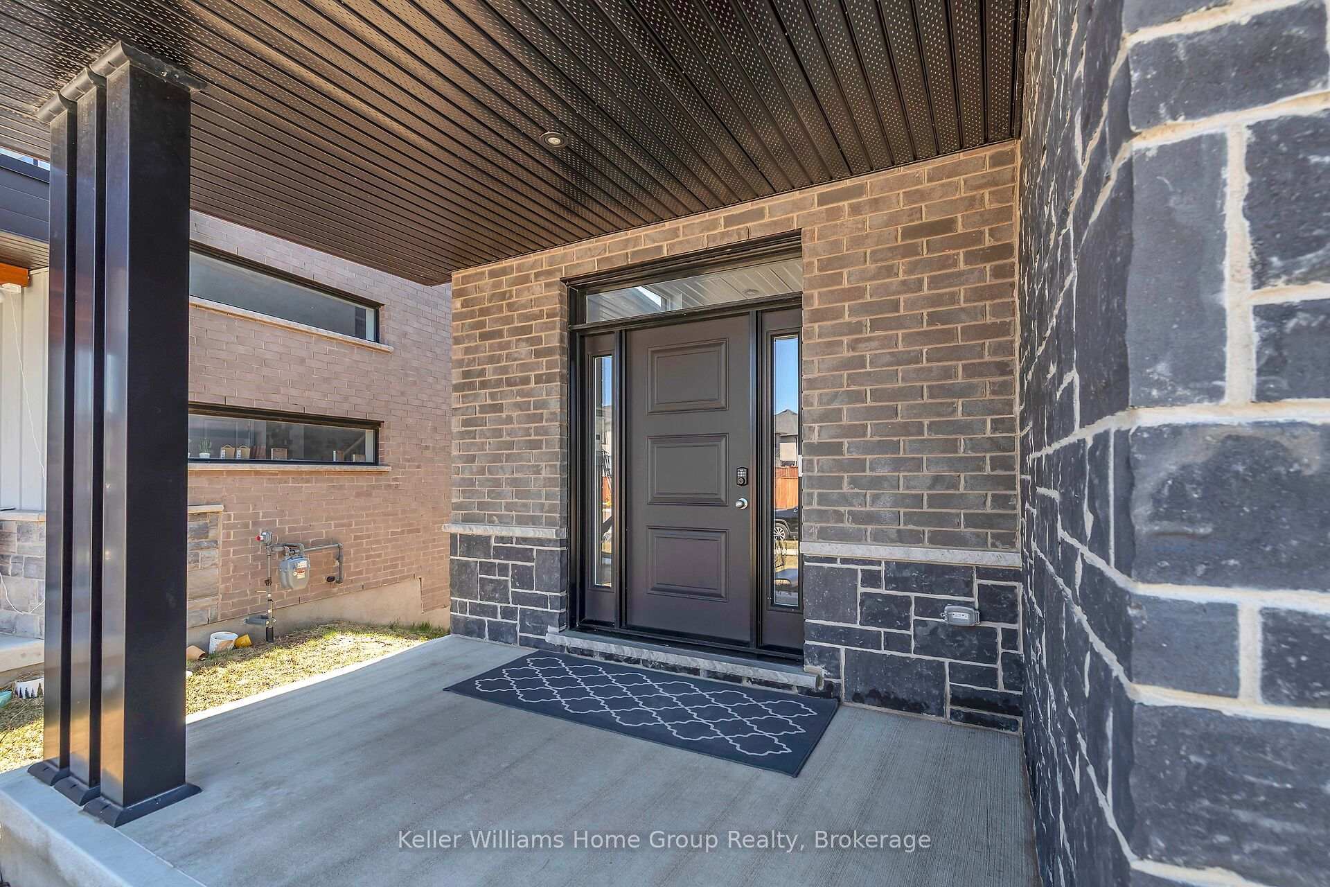 Photo 49 of 585 Doonwoods Crescent, Kitchener — HOMEH