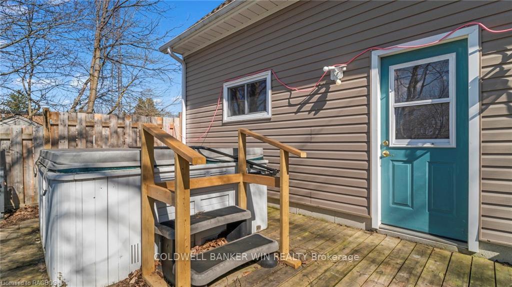 Photo 43 of 46 Elora Street N, Minto — HOMEH