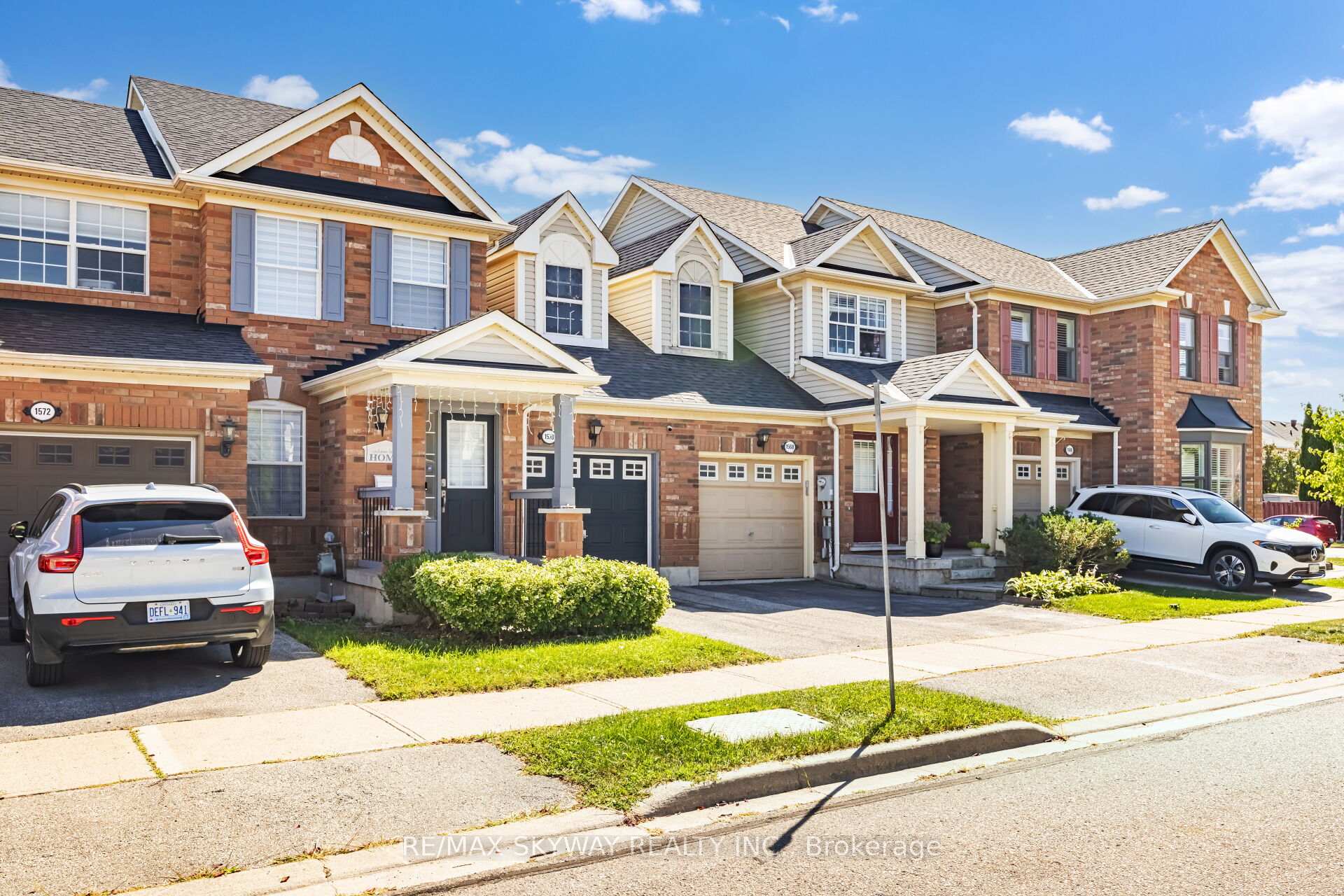 Photo 5 of 1570 Cartwright Crescent, Milton, Clarke — HOMEH