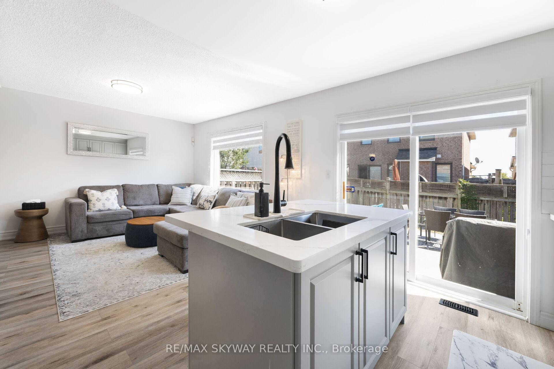 Photo 23 of 1570 Cartwright Crescent, Milton, Clarke — HOMEH