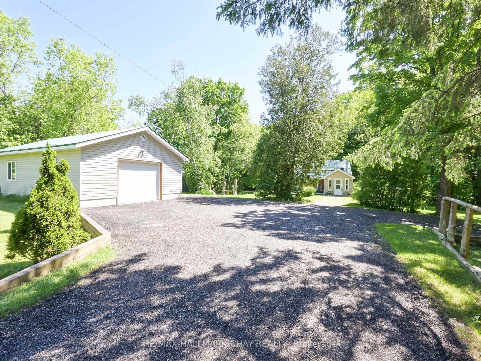 Photo 4 of 9705 County 93 Road, Midland — HOMEH
