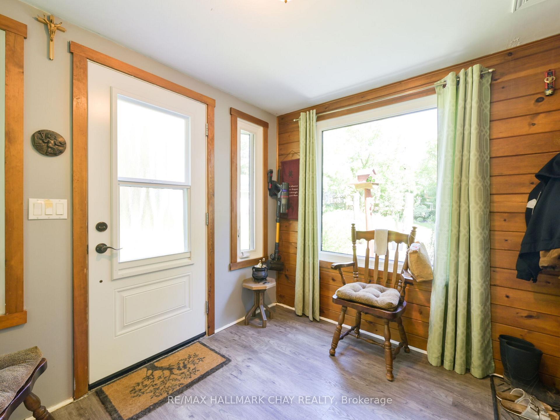 Photo 6 of 9705 County 93 Road, Midland — HOMEH