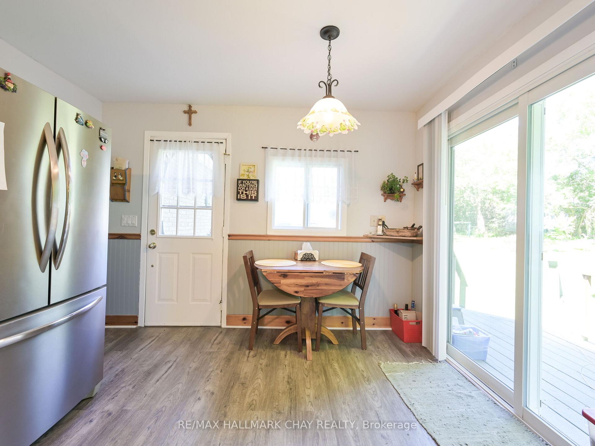 Photo 13 of 9705 County 93 Road, Midland — HOMEH