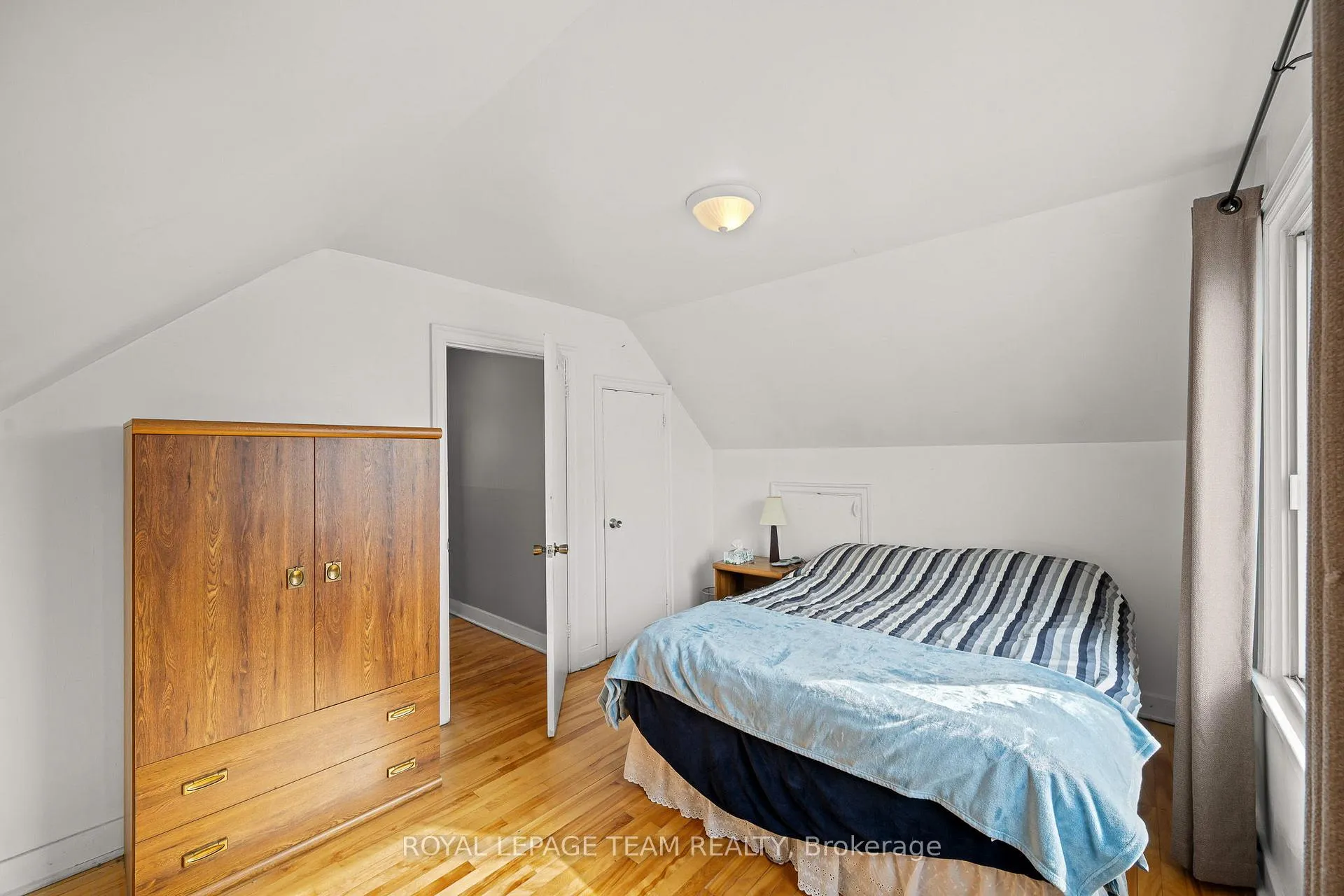 Photo 26 of 1123 Secord Avenue, Ottawa, Billings Bridge — HOMEH