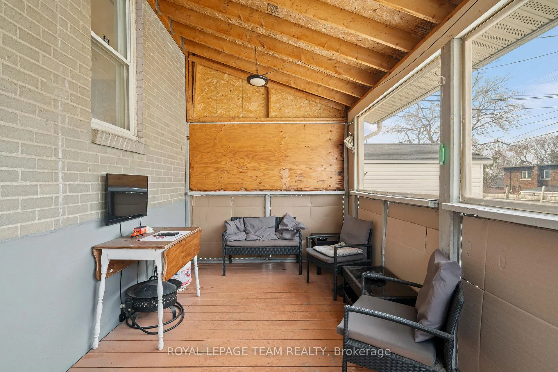 Photo 36 of 1123 Secord Avenue, Ottawa, Billings Bridge — HOMEH