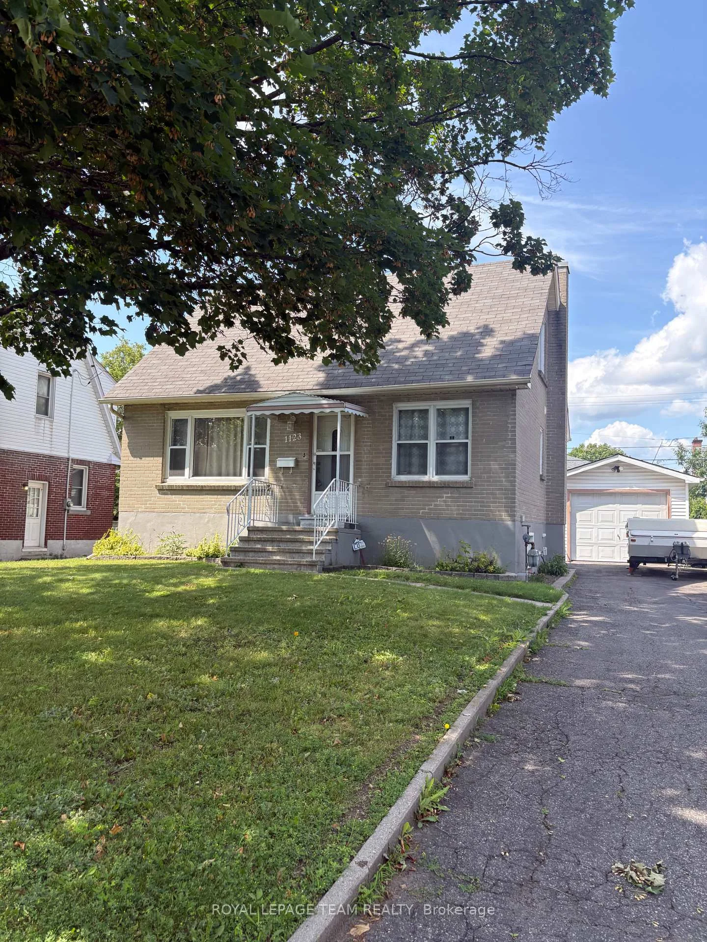 Photo 41 of 1123 Secord Avenue, Ottawa, Billings Bridge — HOMEH