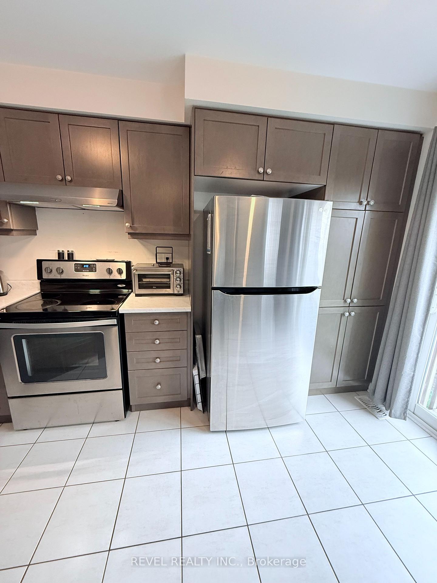 Photo 7 of 104 Mcmonies Drive, Hamilton, Waterdown — HOMEH