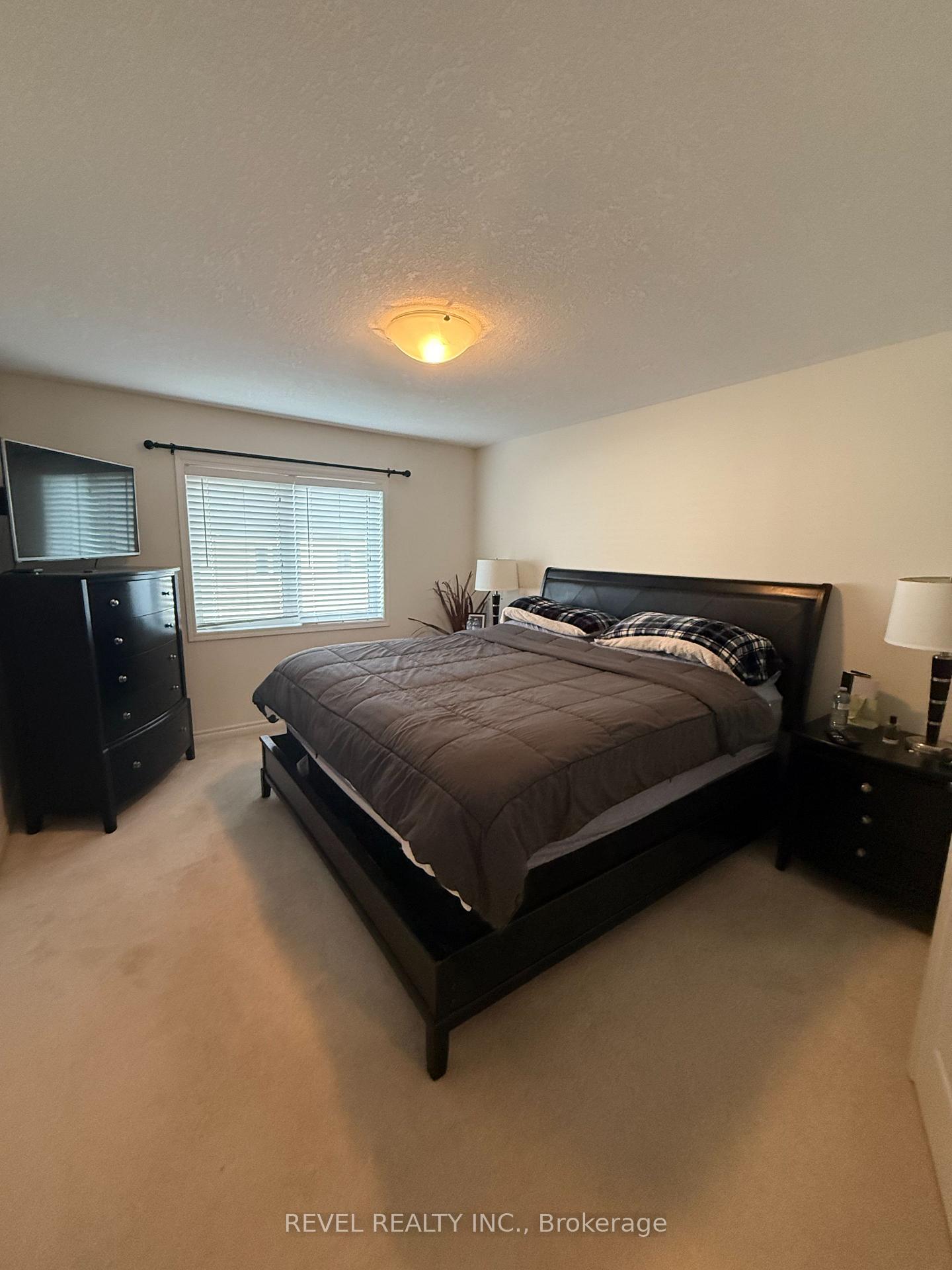 Photo 8 of 104 Mcmonies Drive, Hamilton, Waterdown — HOMEH
