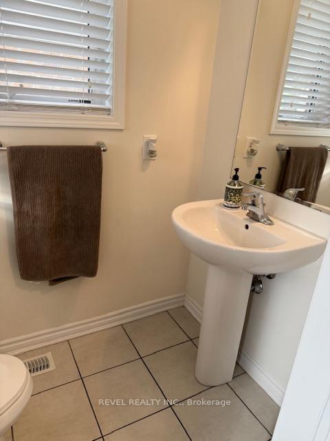 Photo 14 of 104 Mcmonies Drive, Hamilton, Waterdown — HOMEH