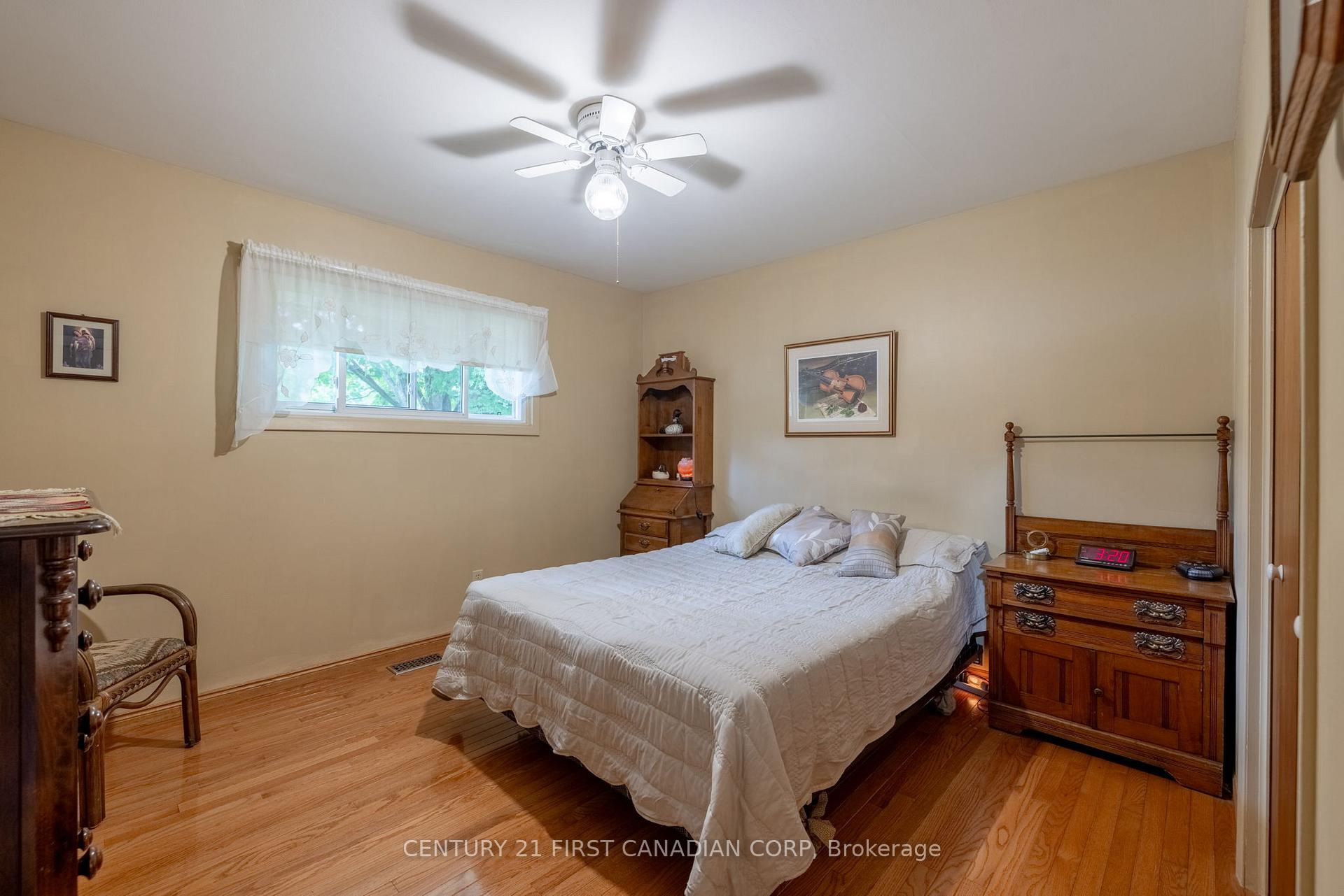 Photo 17 of 7 Currie Court, Middlesex Centre, Poplar Hill — HOMEH