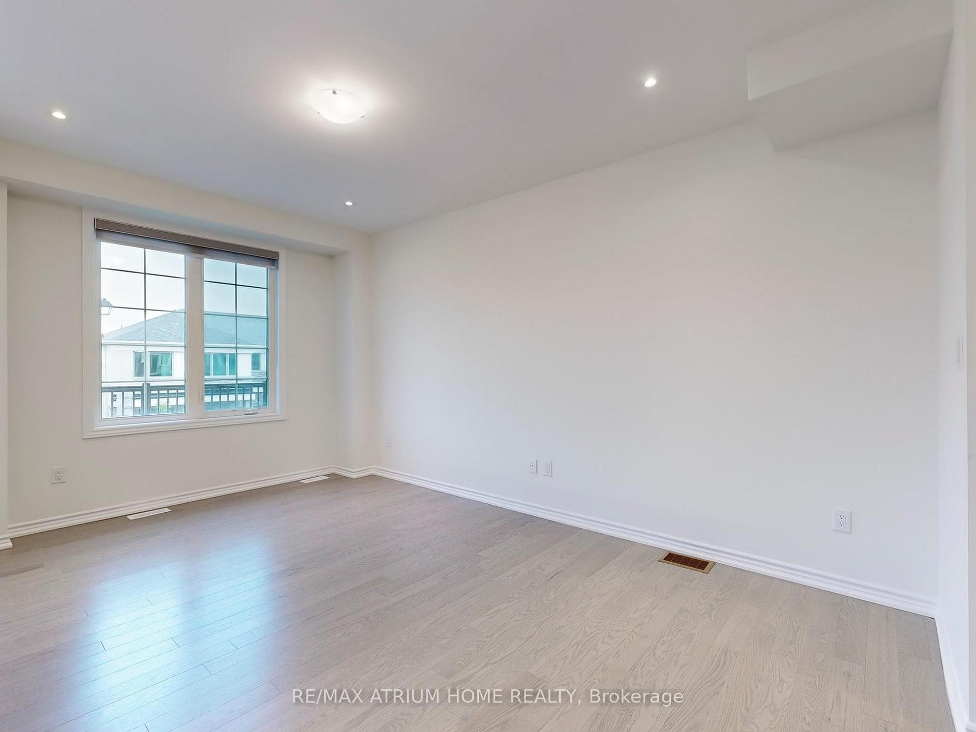 Photo 5 of 79 Therma Crescent, Markham, Victoria Square — HOMEH