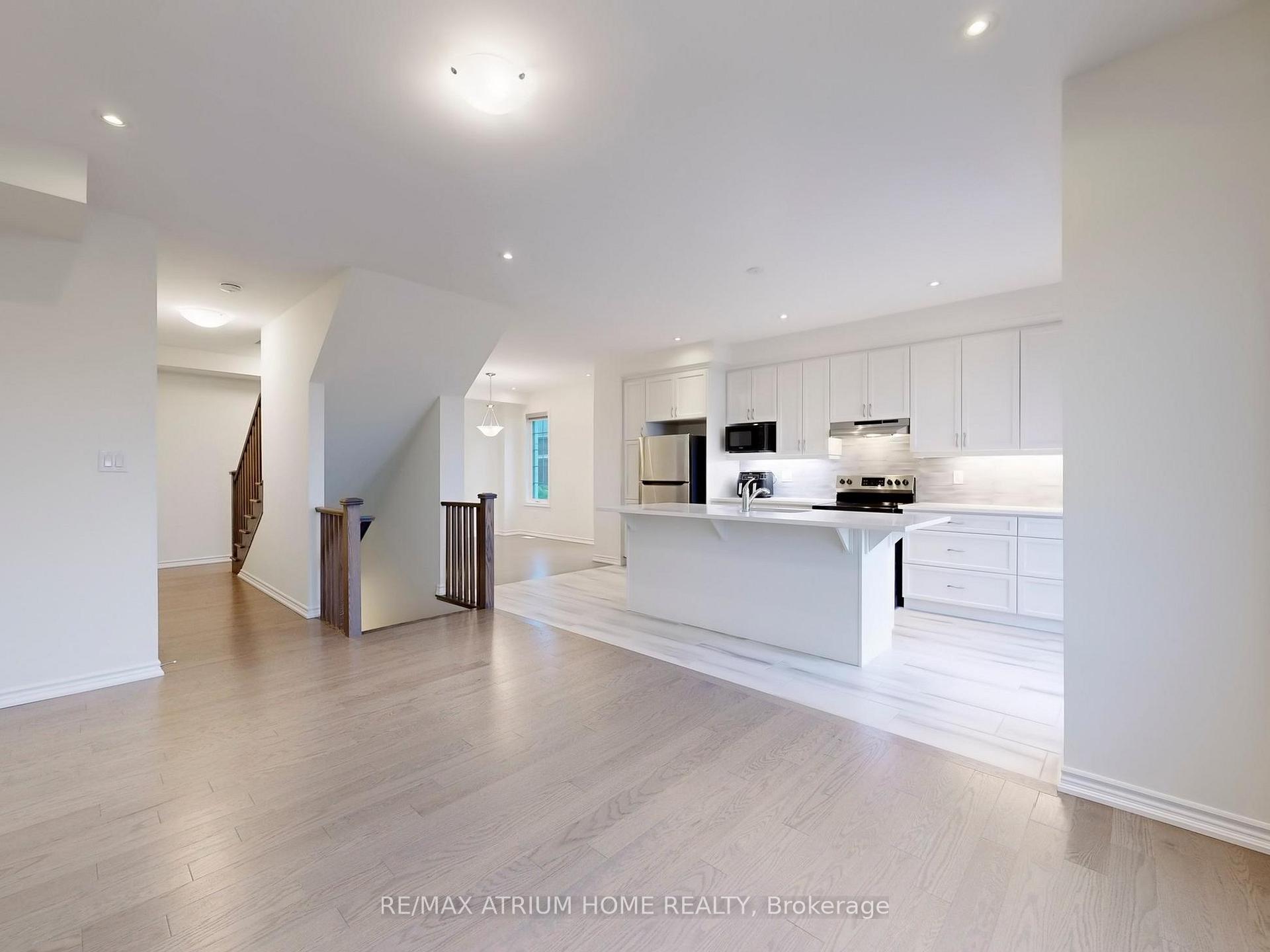 Photo 7 of 79 Therma Crescent, Markham, Victoria Square — HOMEH