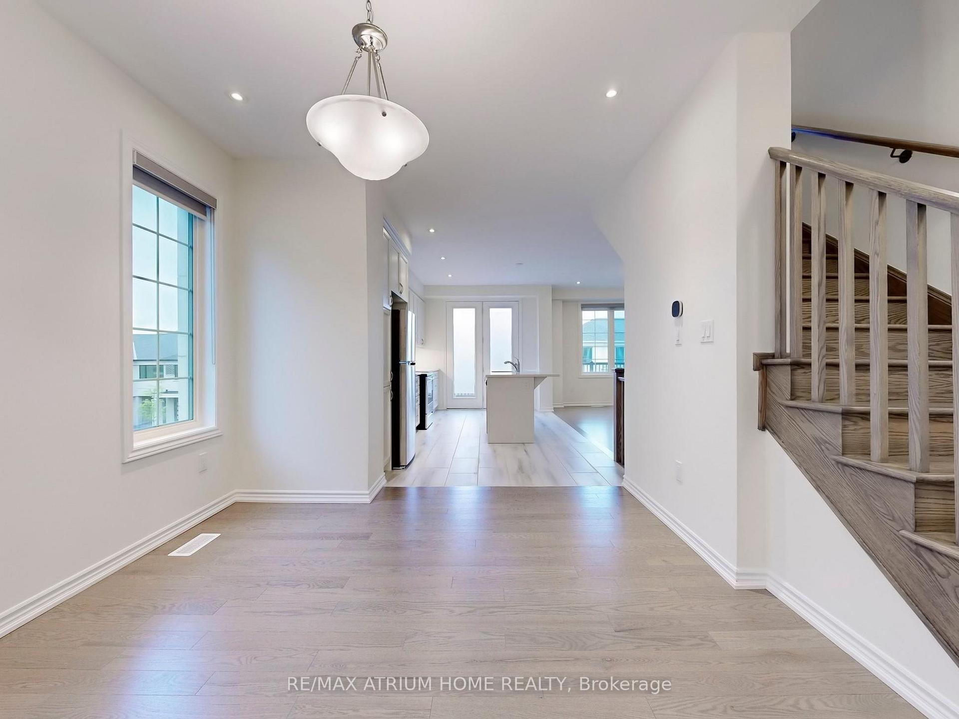 Photo 16 of 79 Therma Crescent, Markham, Victoria Square — HOMEH