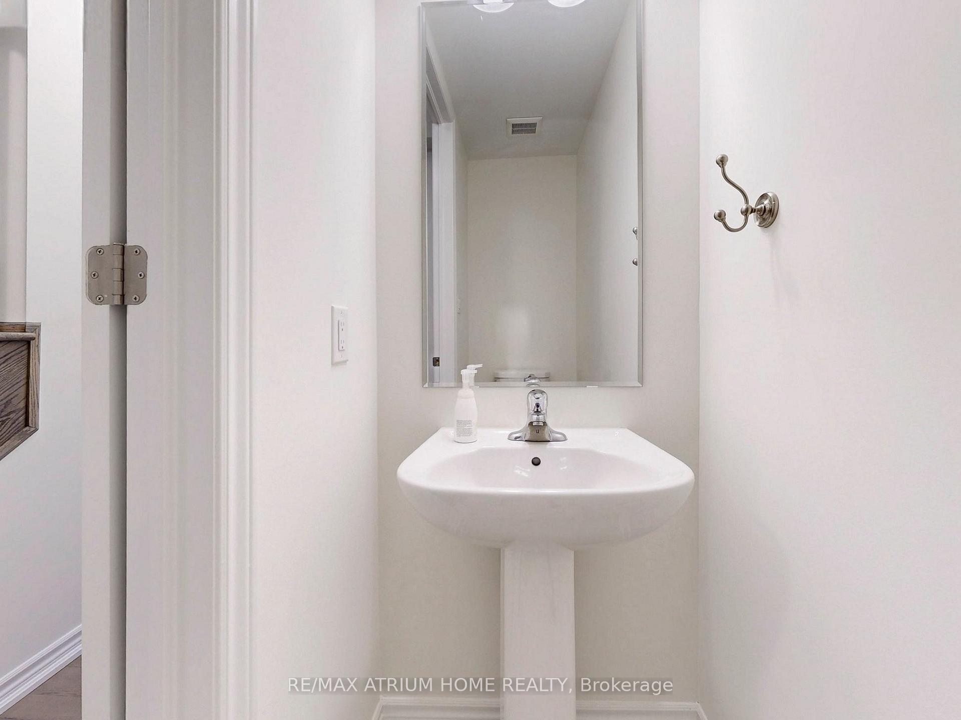 Photo 19 of 79 Therma Crescent, Markham, Victoria Square — HOMEH