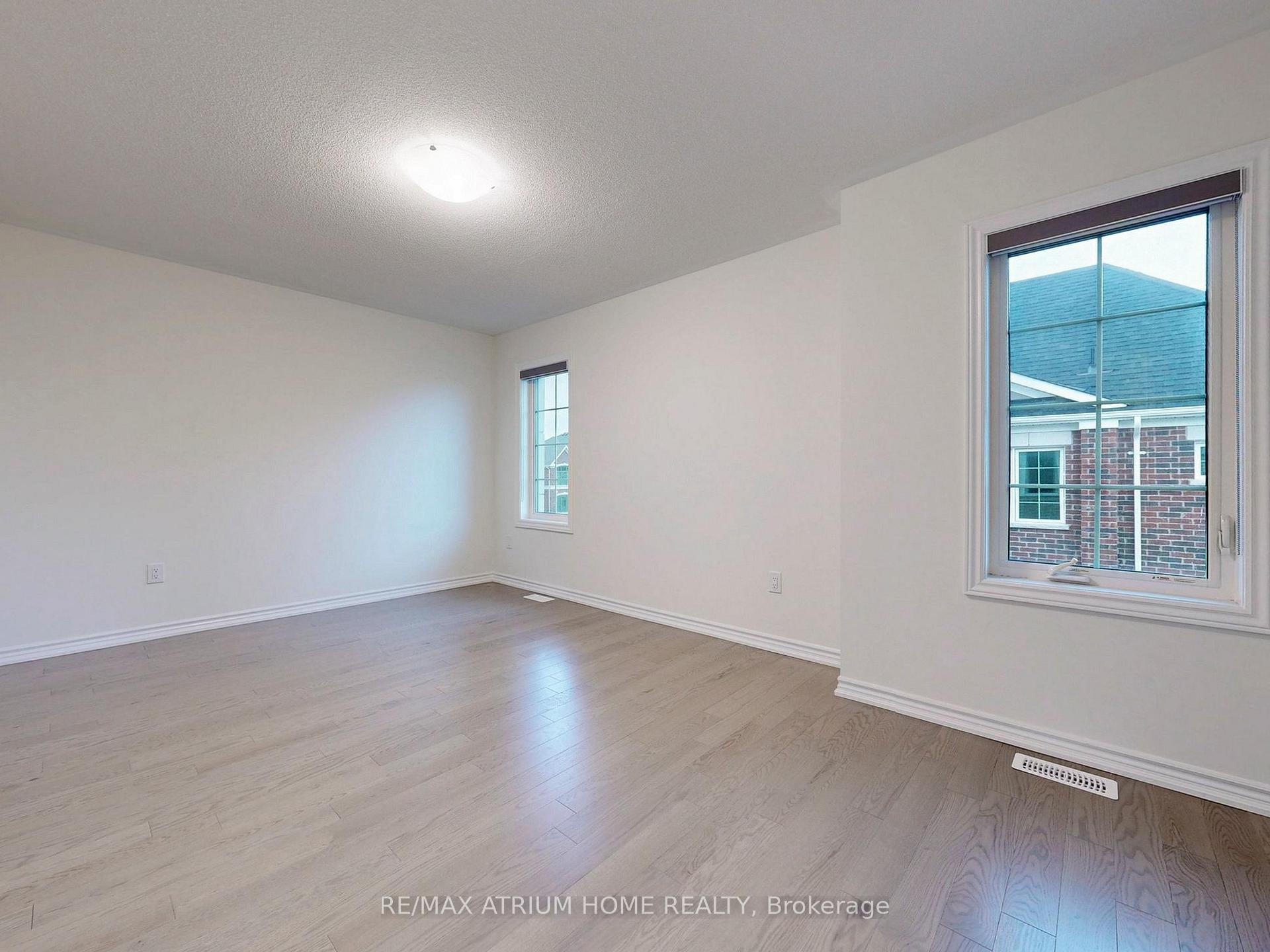 Photo 22 of 79 Therma Crescent, Markham, Victoria Square — HOMEH