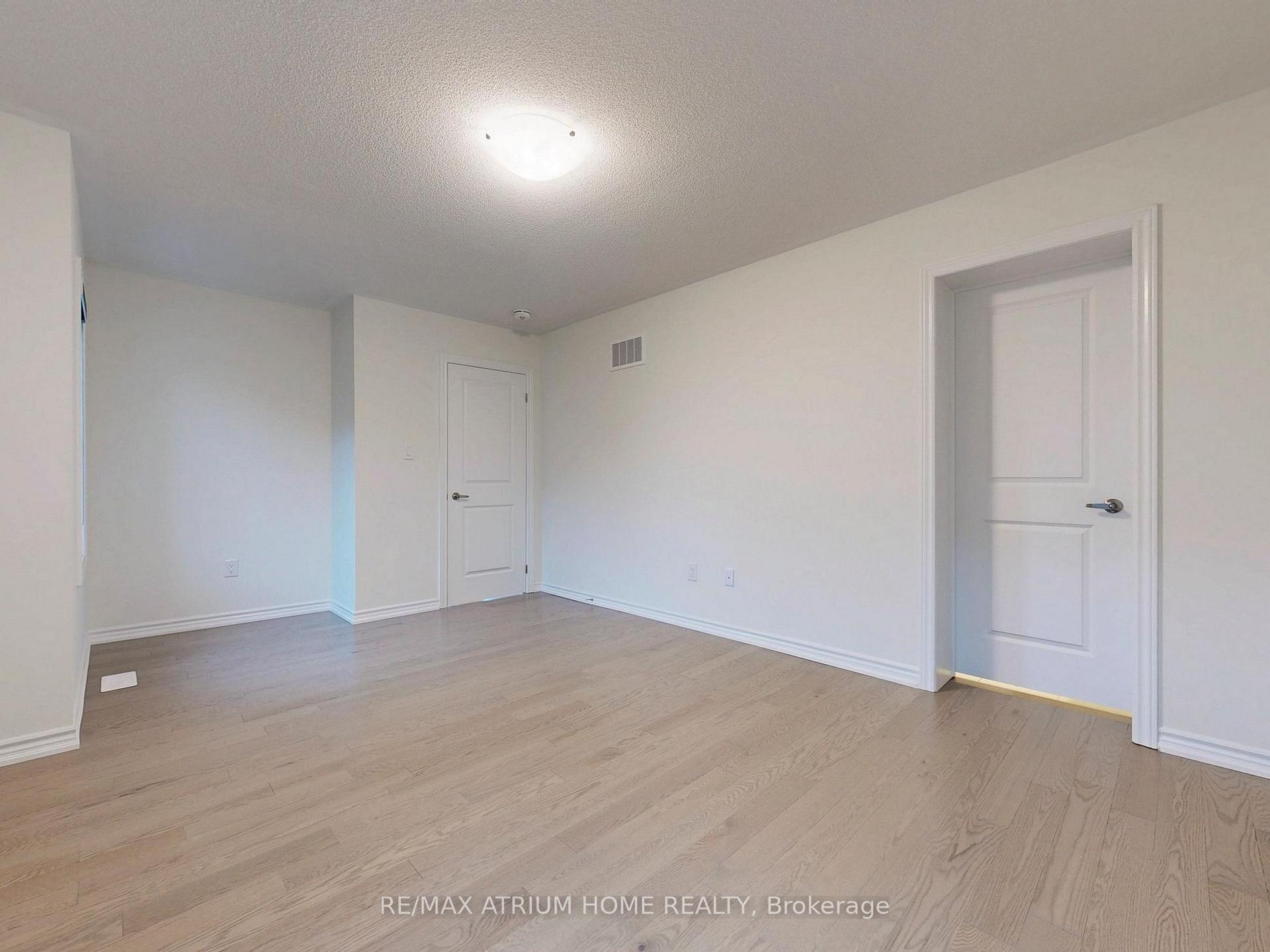 Photo 24 of 79 Therma Crescent, Markham, Victoria Square — HOMEH