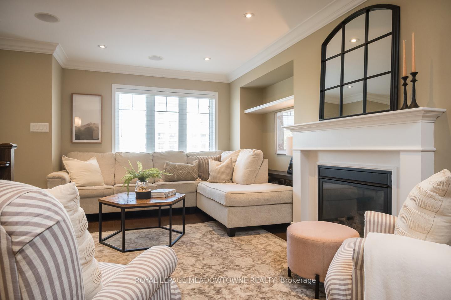 Photo 9 of 961 Nadalin Heights, Milton, Willmott — HOMEH