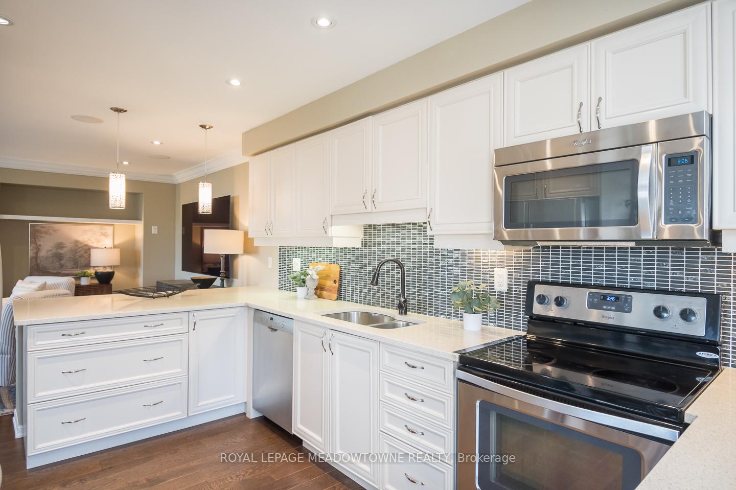 Photo 14 of 961 Nadalin Heights, Milton, Willmott — HOMEH