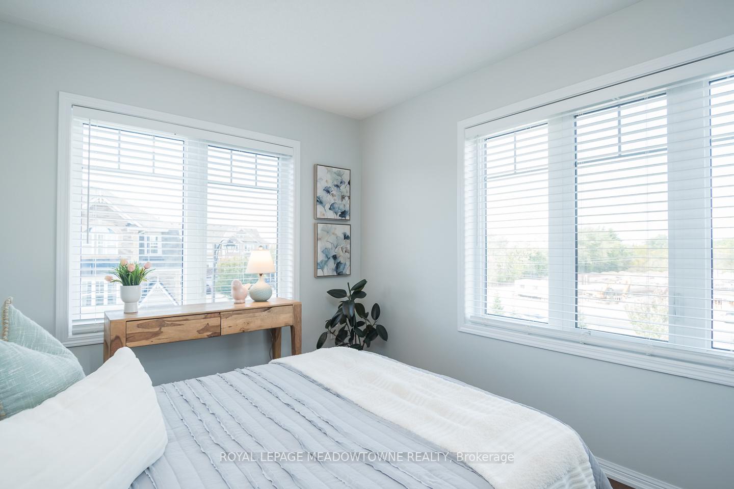 Photo 24 of 961 Nadalin Heights, Milton, Willmott — HOMEH