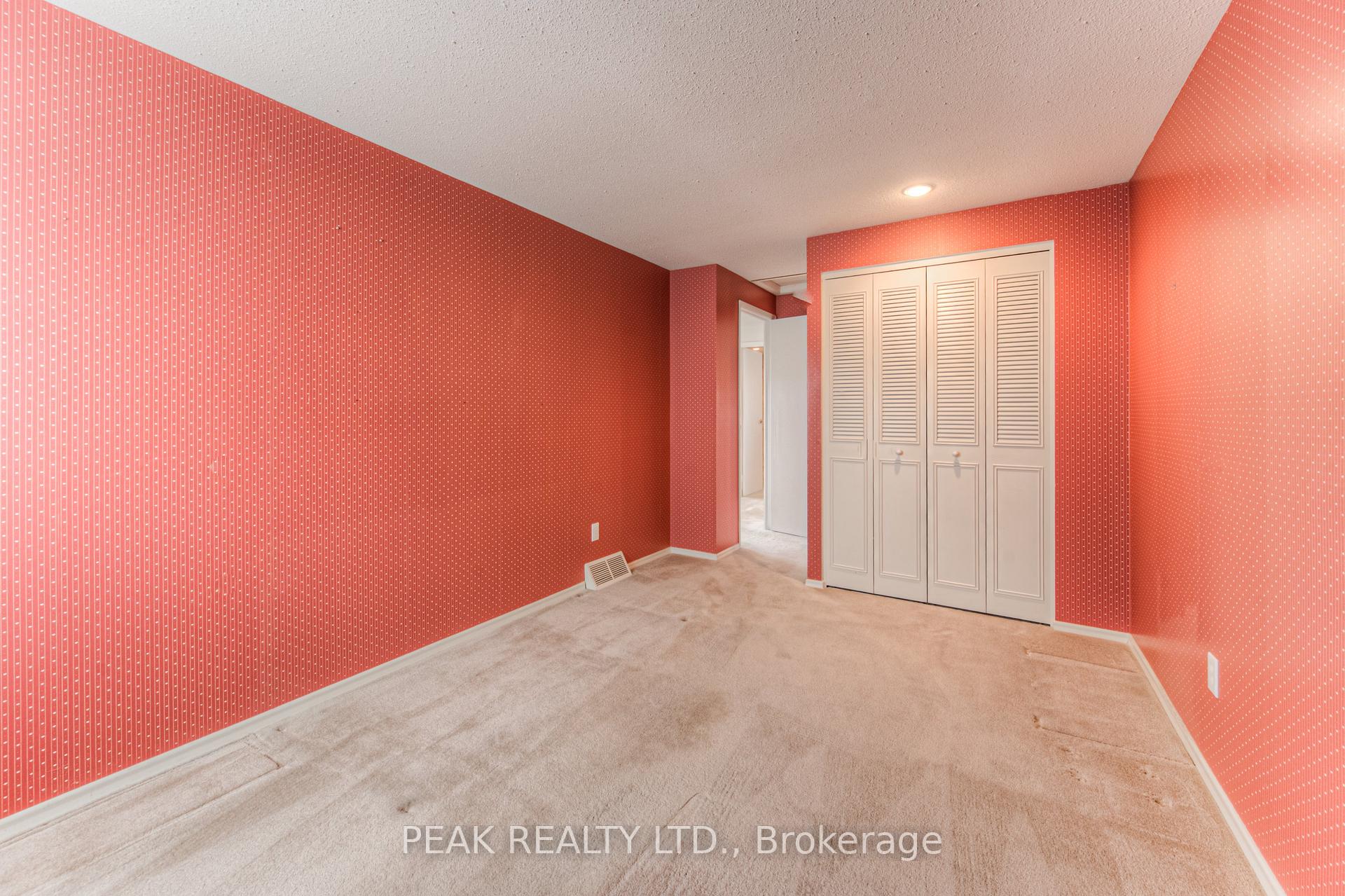 Photo 27 of 101 Blackwell Drive, Kitchener — HOMEH