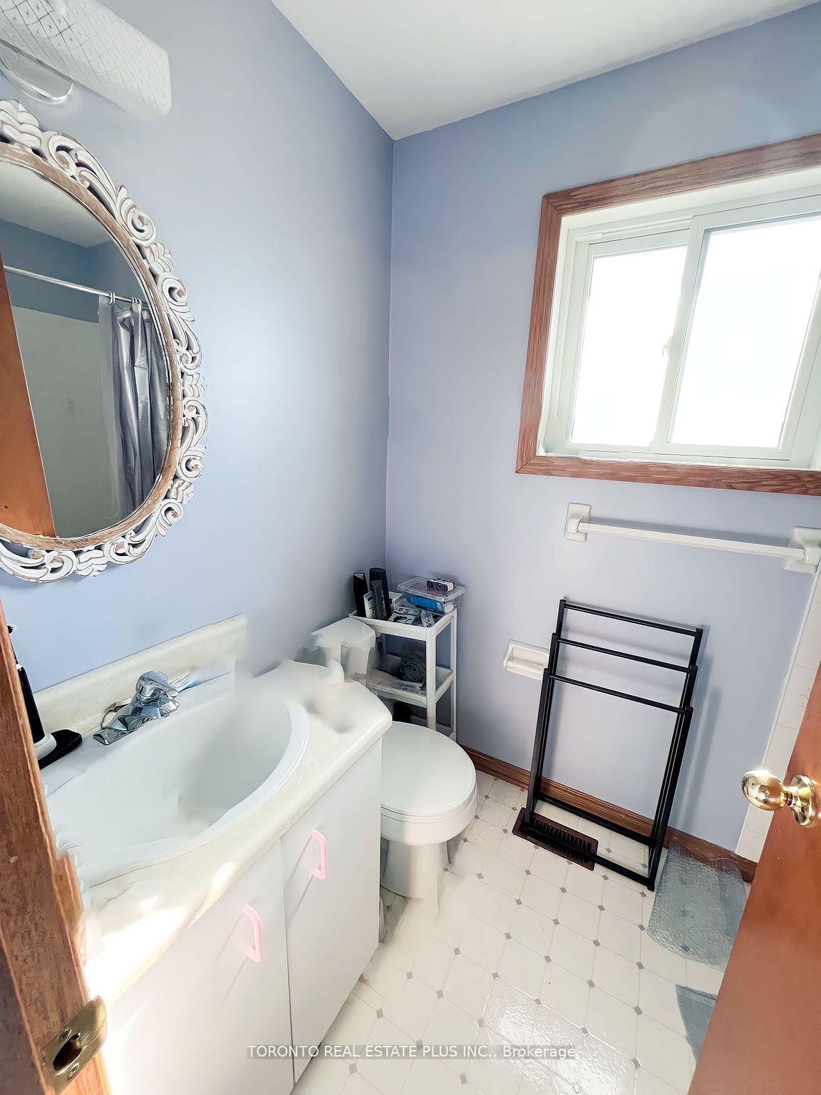Photo 31 of 823 Brandy Court, Kingston, East Gardiners Rd — HOMEH