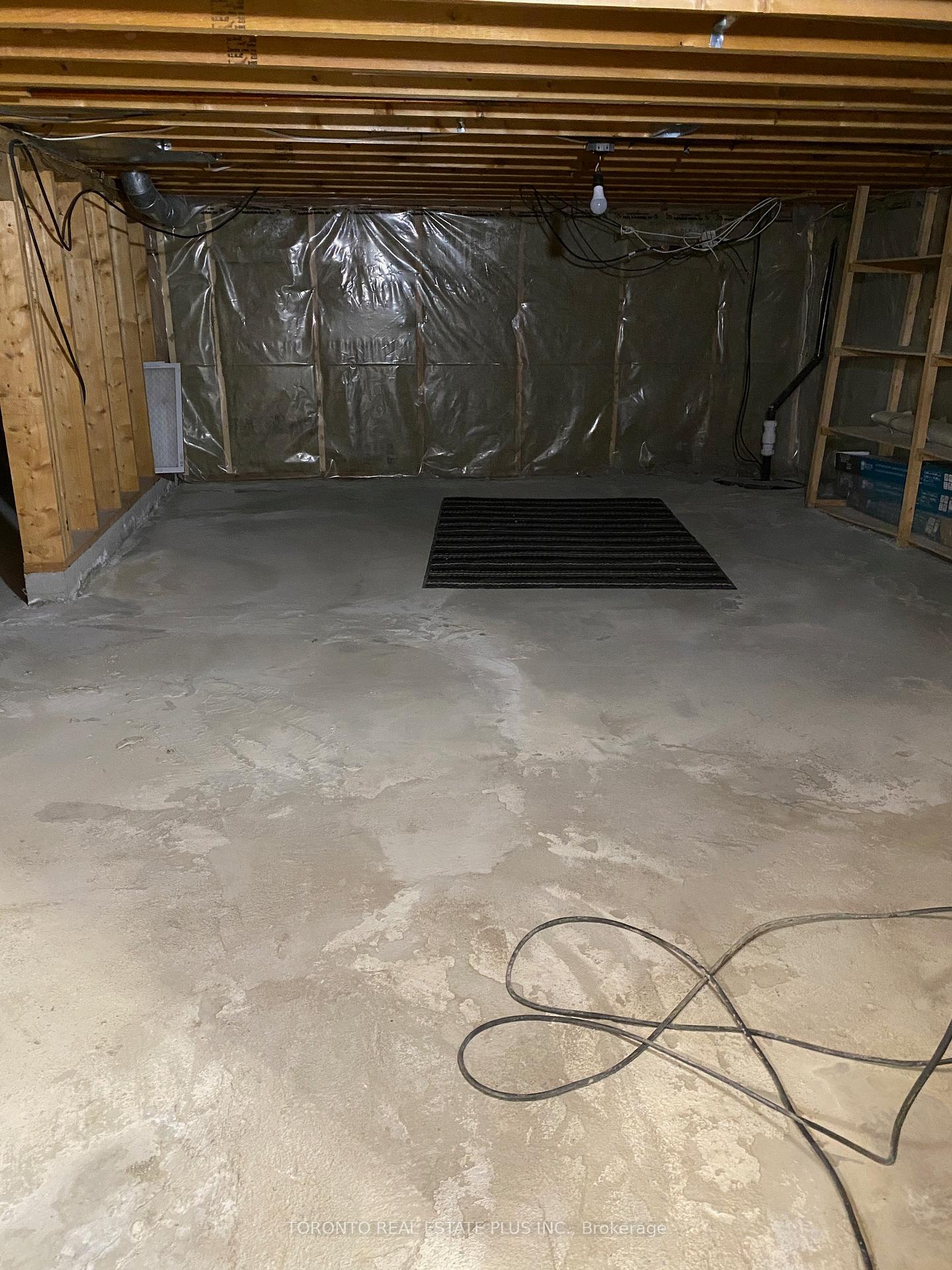 Photo 37 of 823 Brandy Court, Kingston, East Gardiners Rd — HOMEH