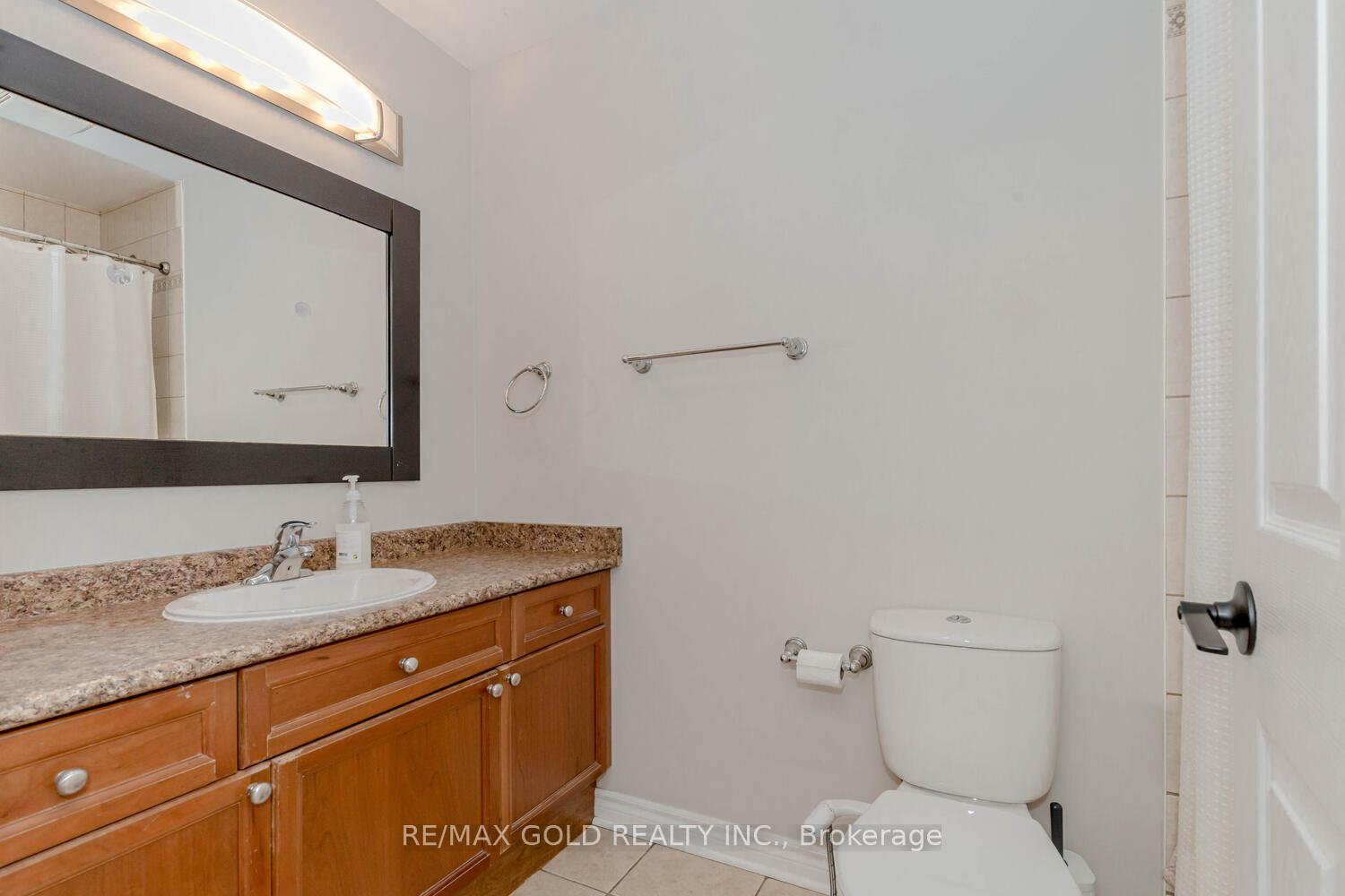 Photo 22 of 441 Irwin Street, Midland — HOMEH