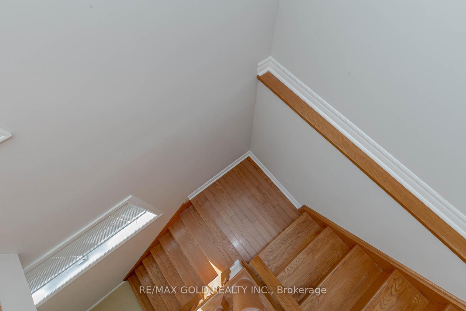 Photo 26 of 441 Irwin Street, Midland — HOMEH