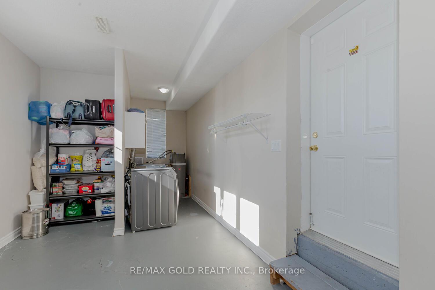 Photo 36 of 441 Irwin Street, Midland — HOMEH